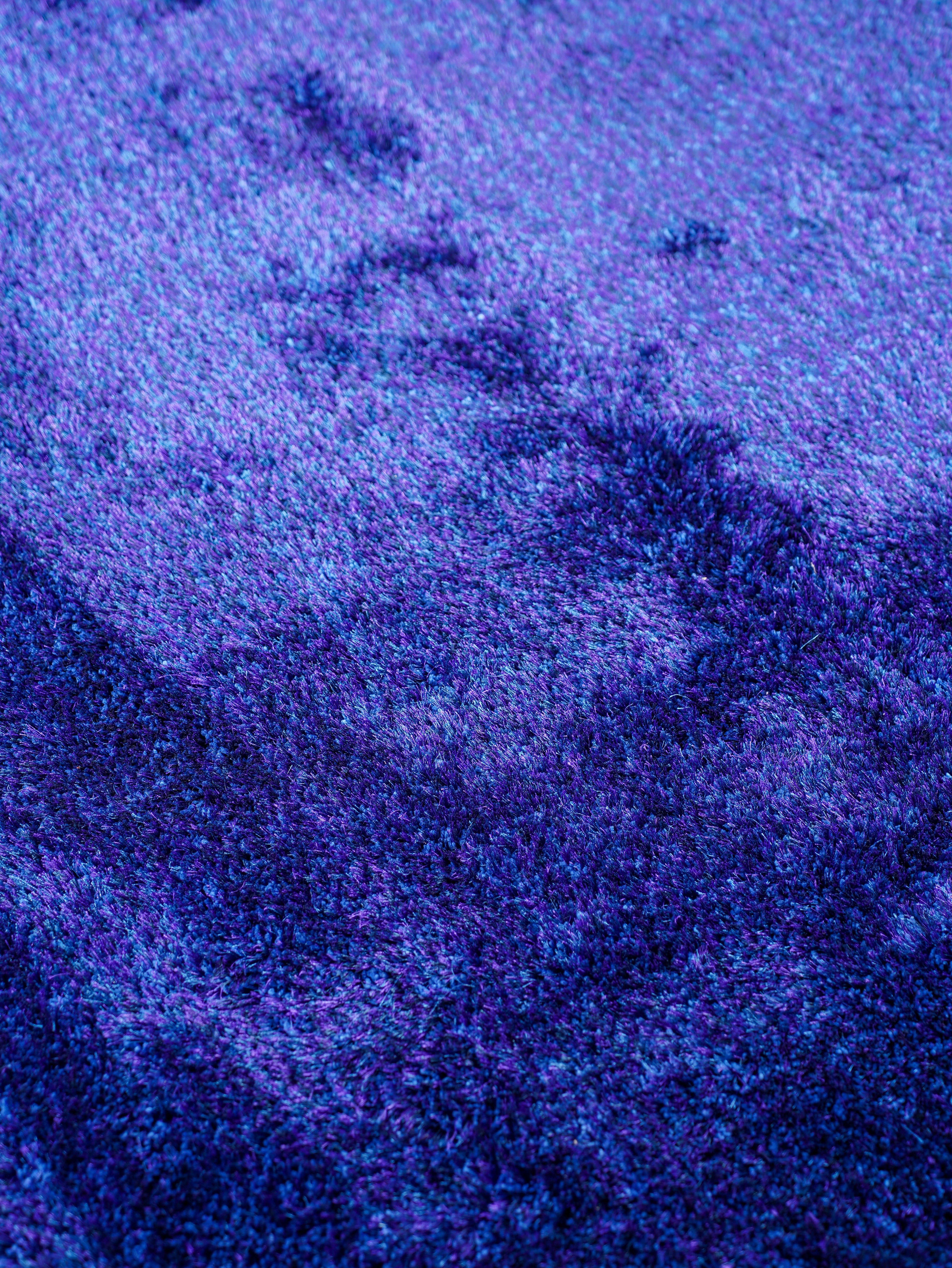 Aura Hand Tufted Shag Rug