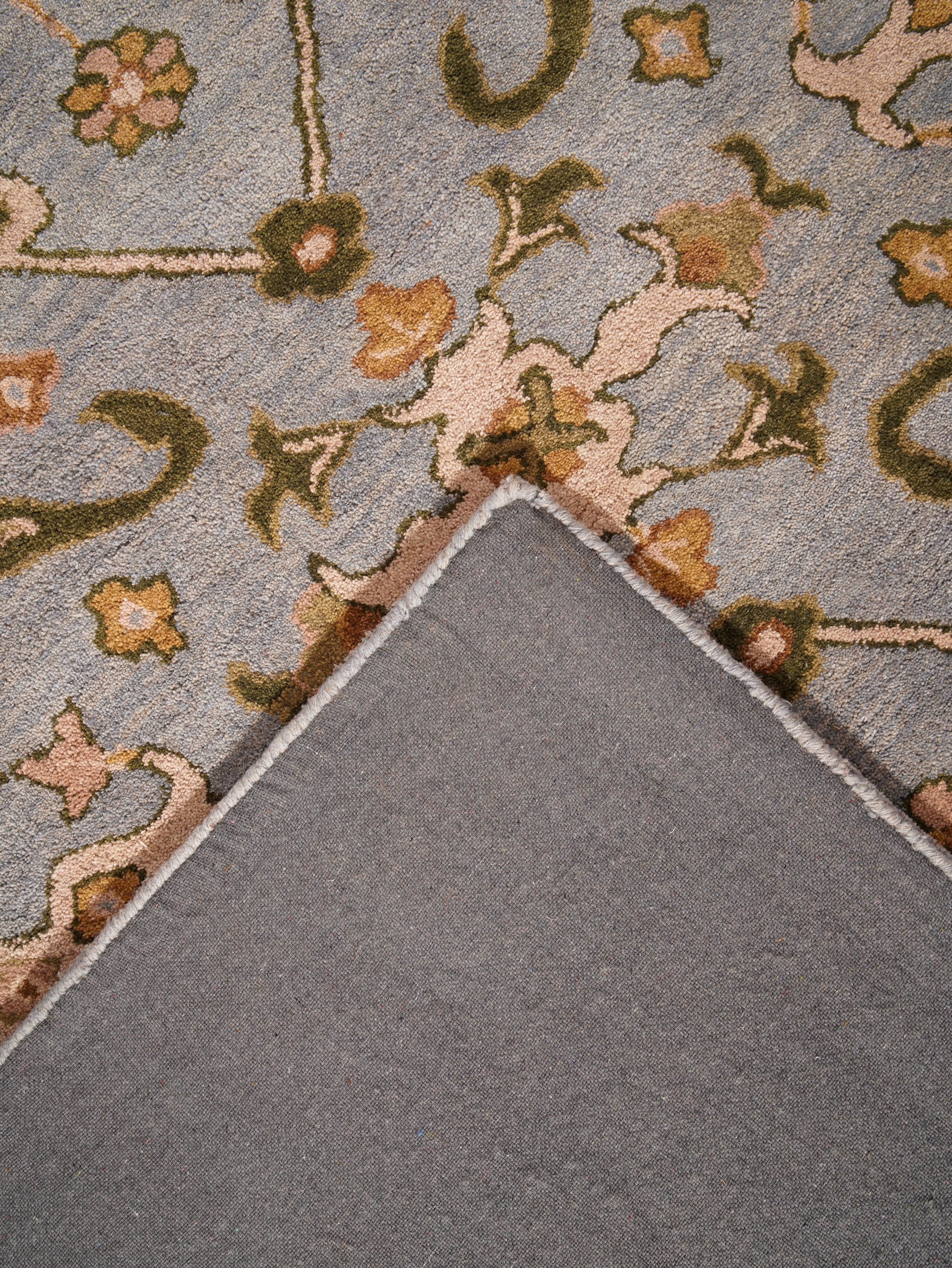 Aakaash Hand Tufted Oriental Rug