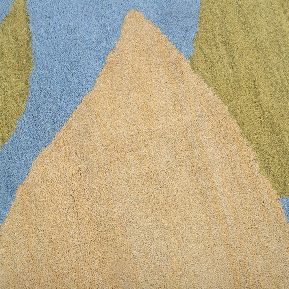 Qiara Hand Tufted Wool Area Rug
