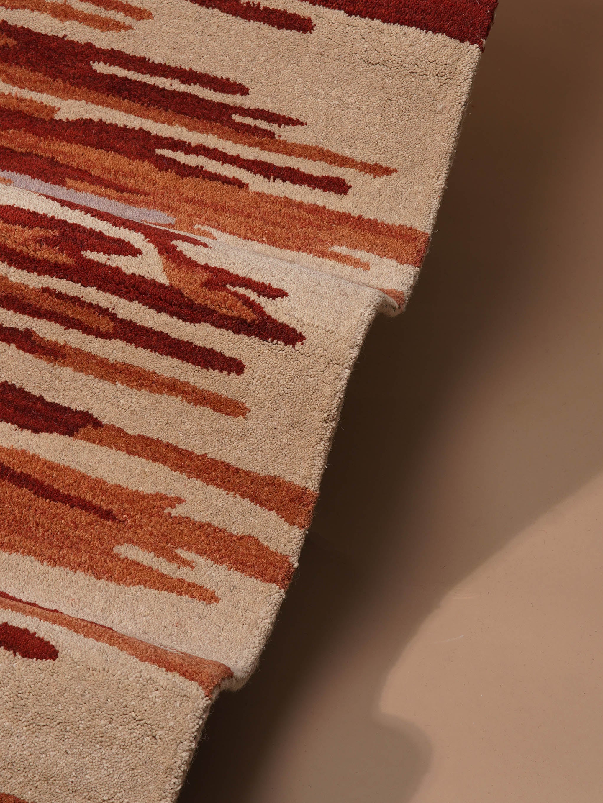 Vibrato Hand Tufted Abstract Wool Area Rug