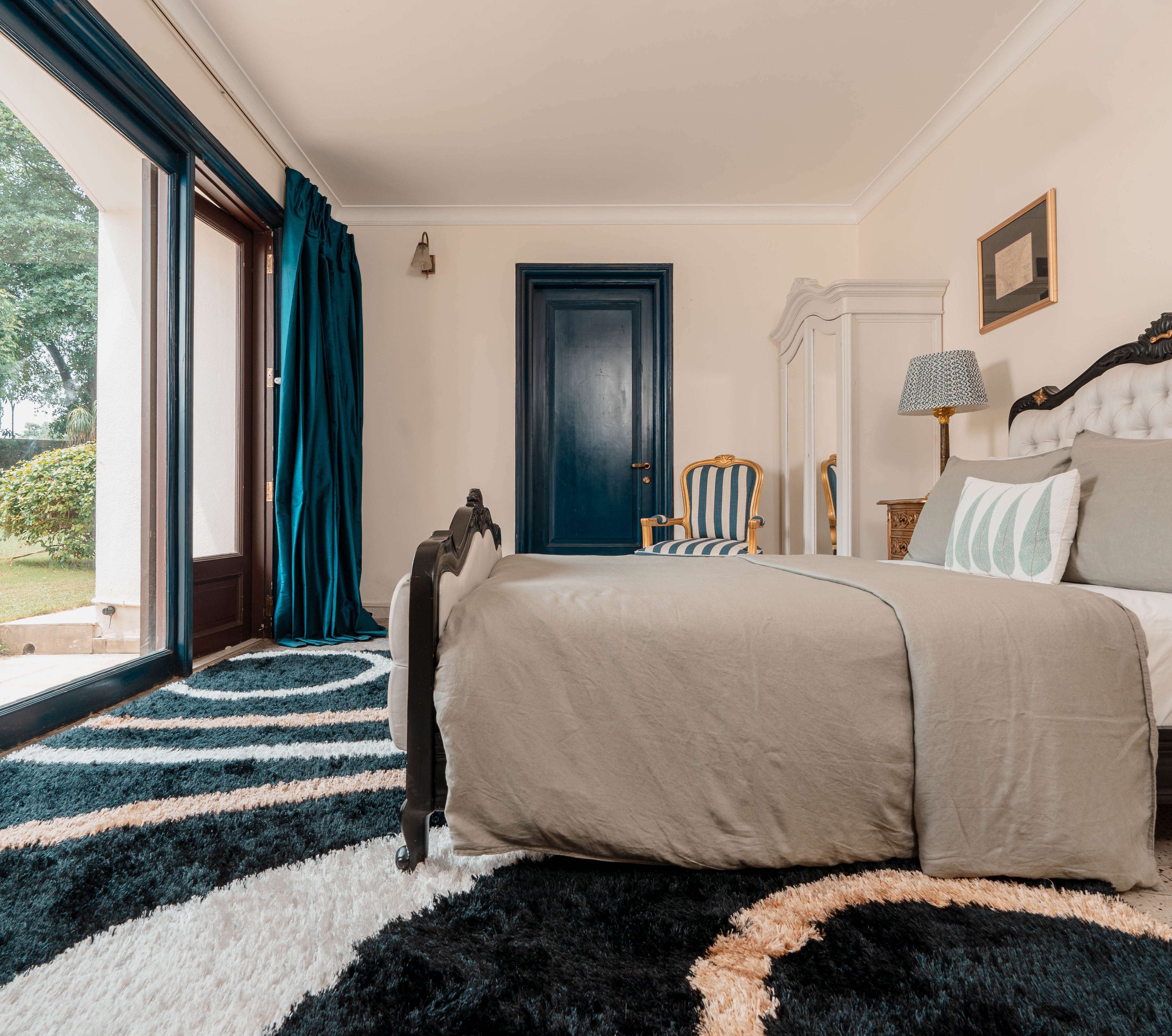 Girik Hand Tufted Shag Rug