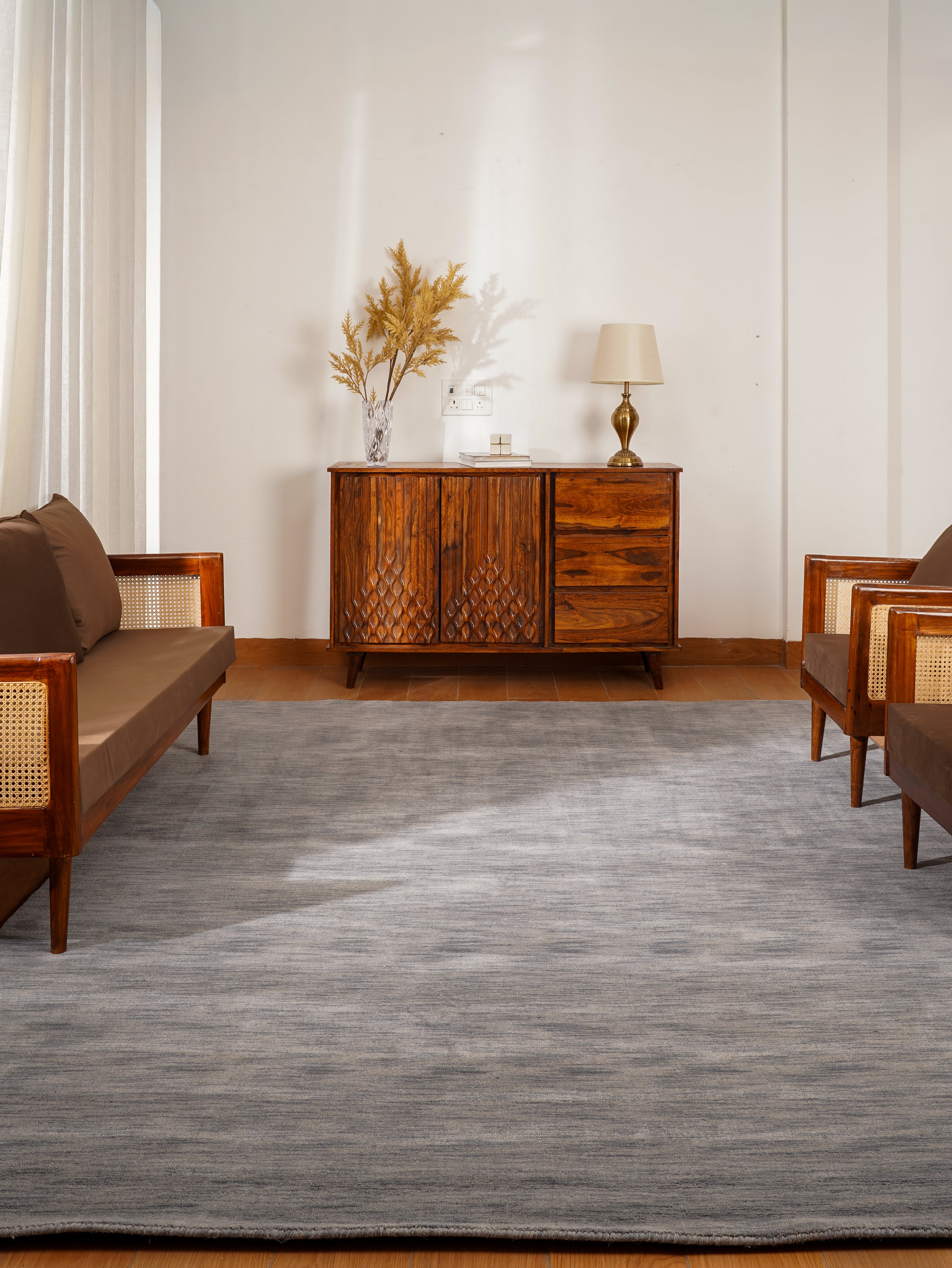 Hugo Hand Knotted Wool Area Rug