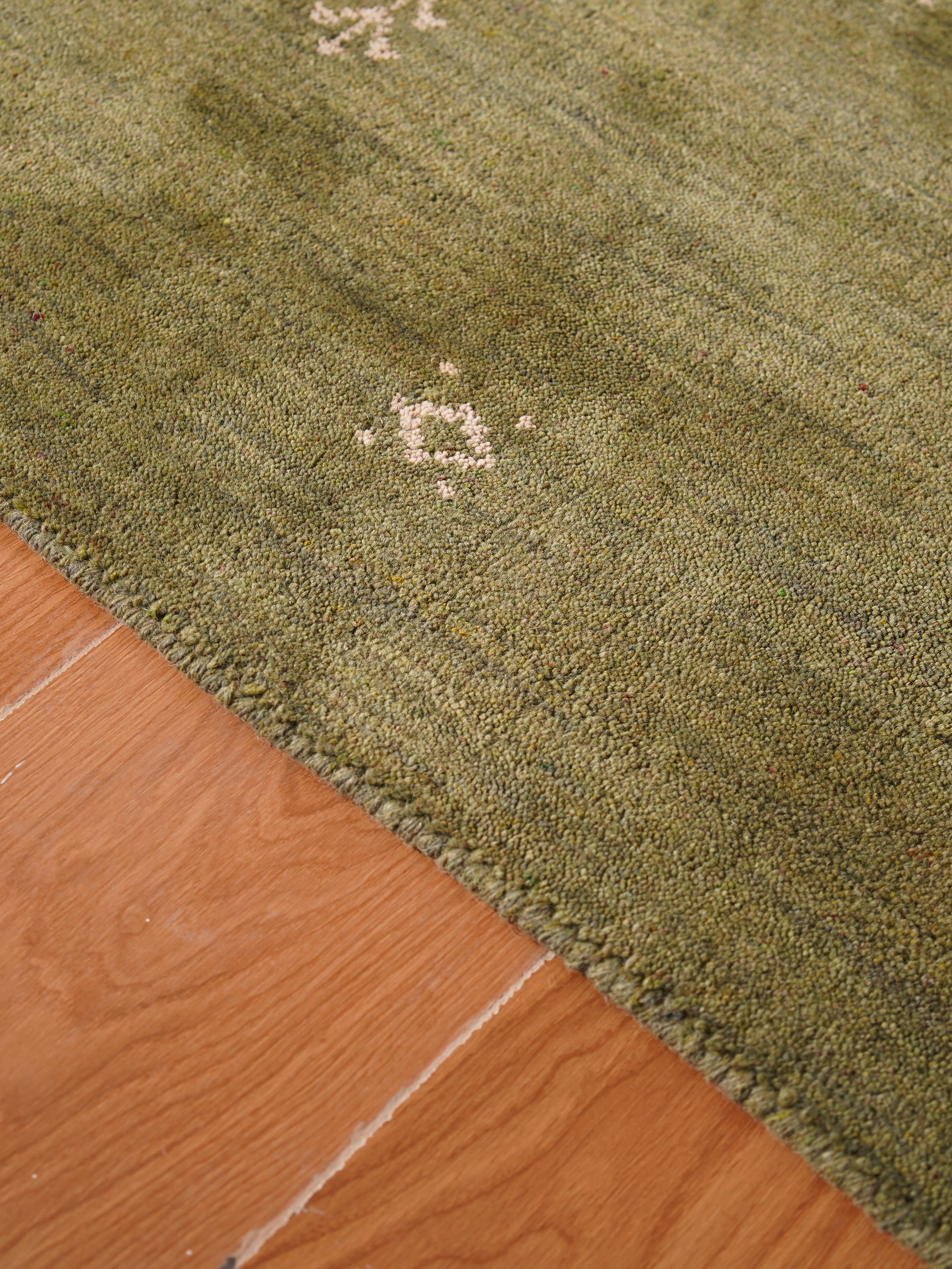 Elysian Hand Knotted Wool Rug