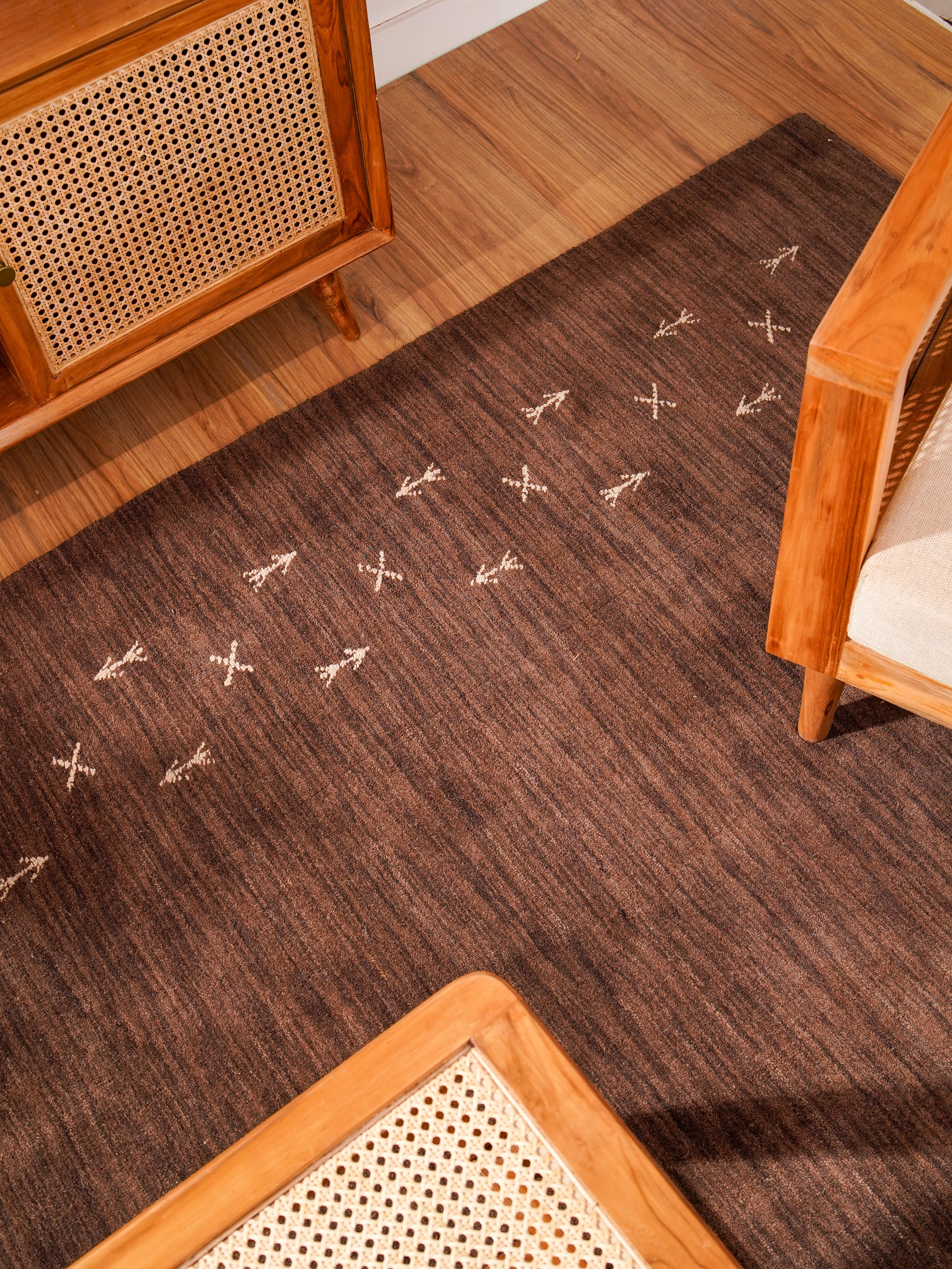 Sovana Hand Knotted Loom Wool Area Rug