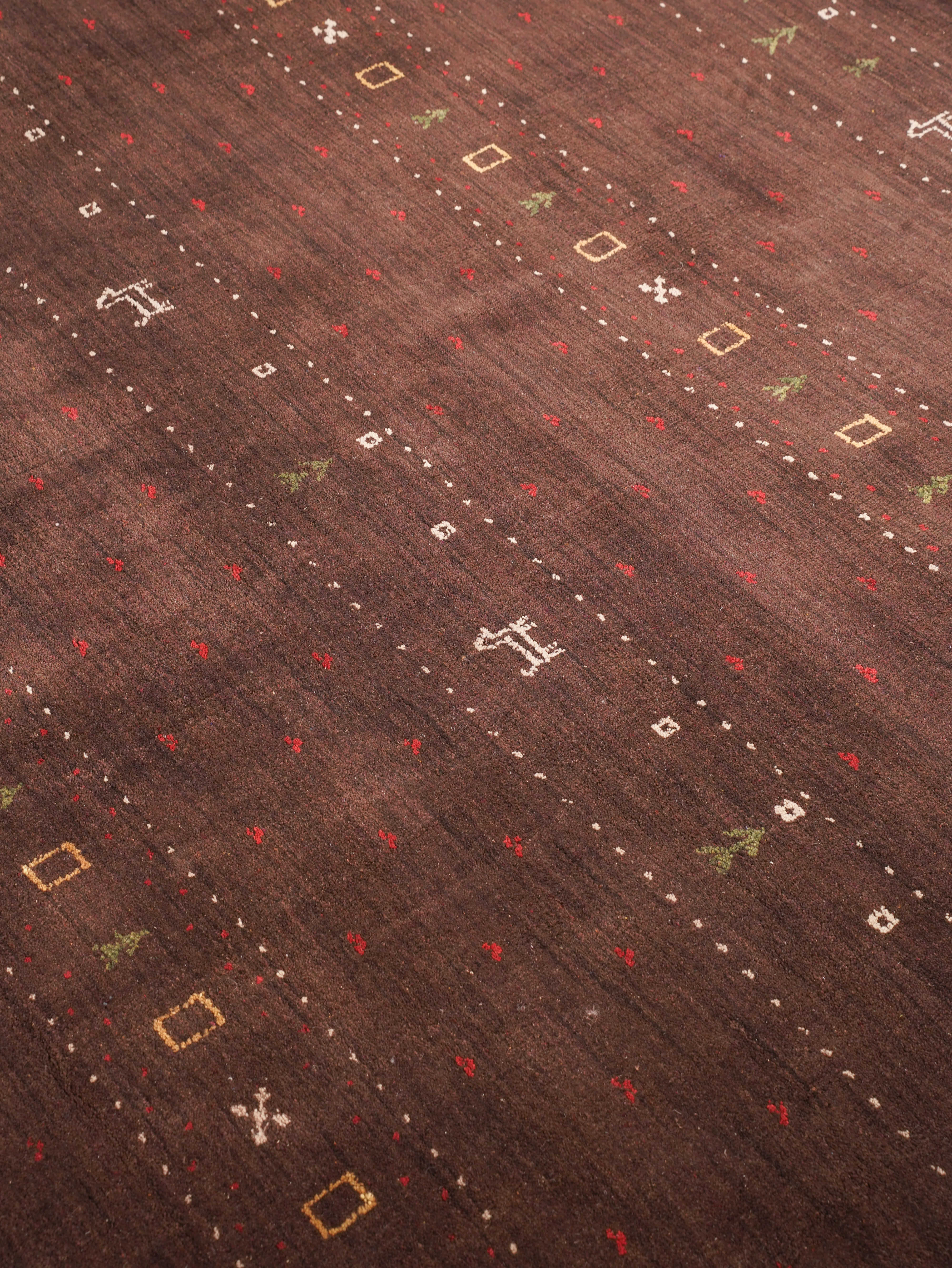 Kian Hand Knotted Wool Area Rug