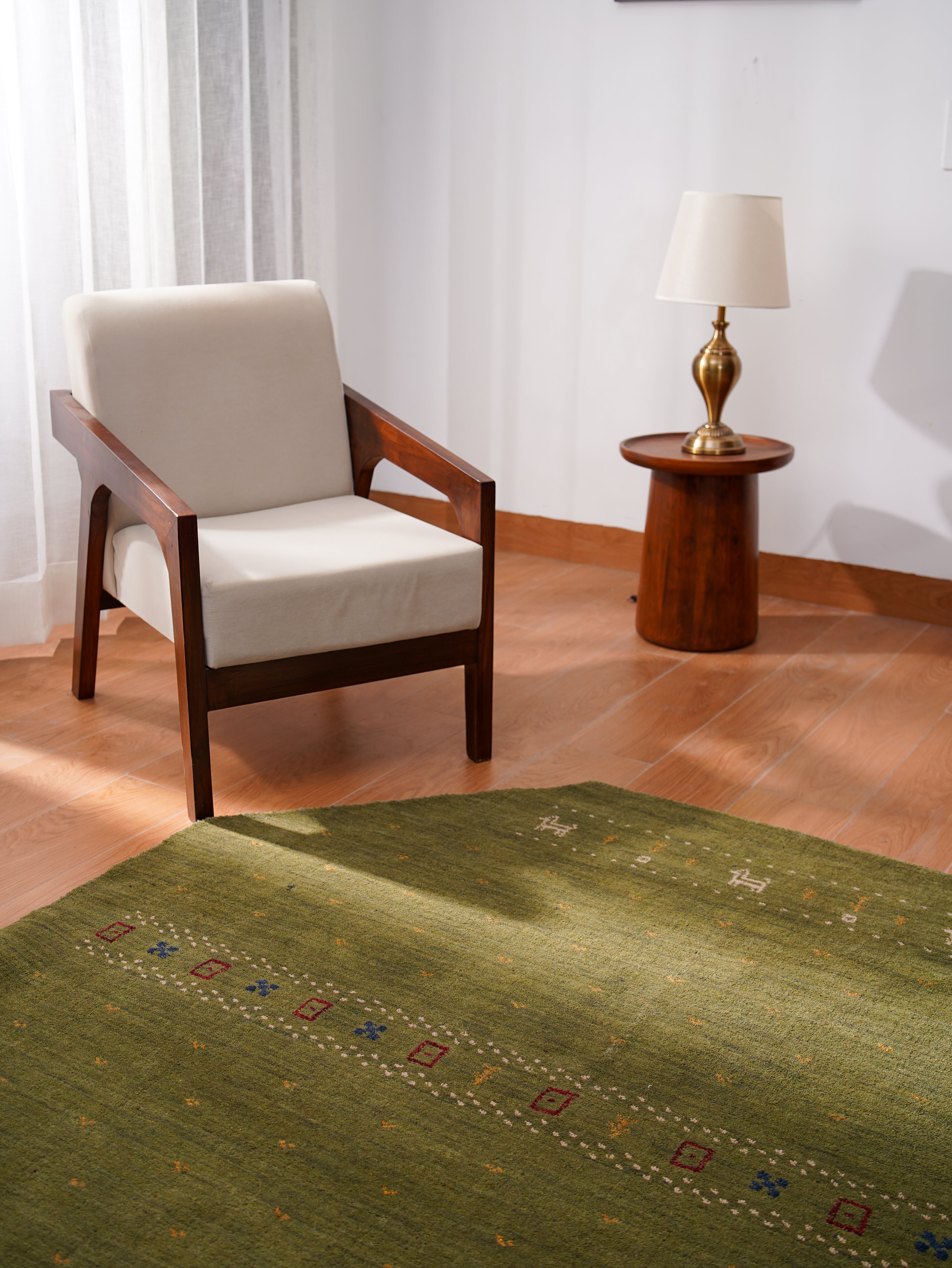 Kian Hand Knotted Wool Area Rug
