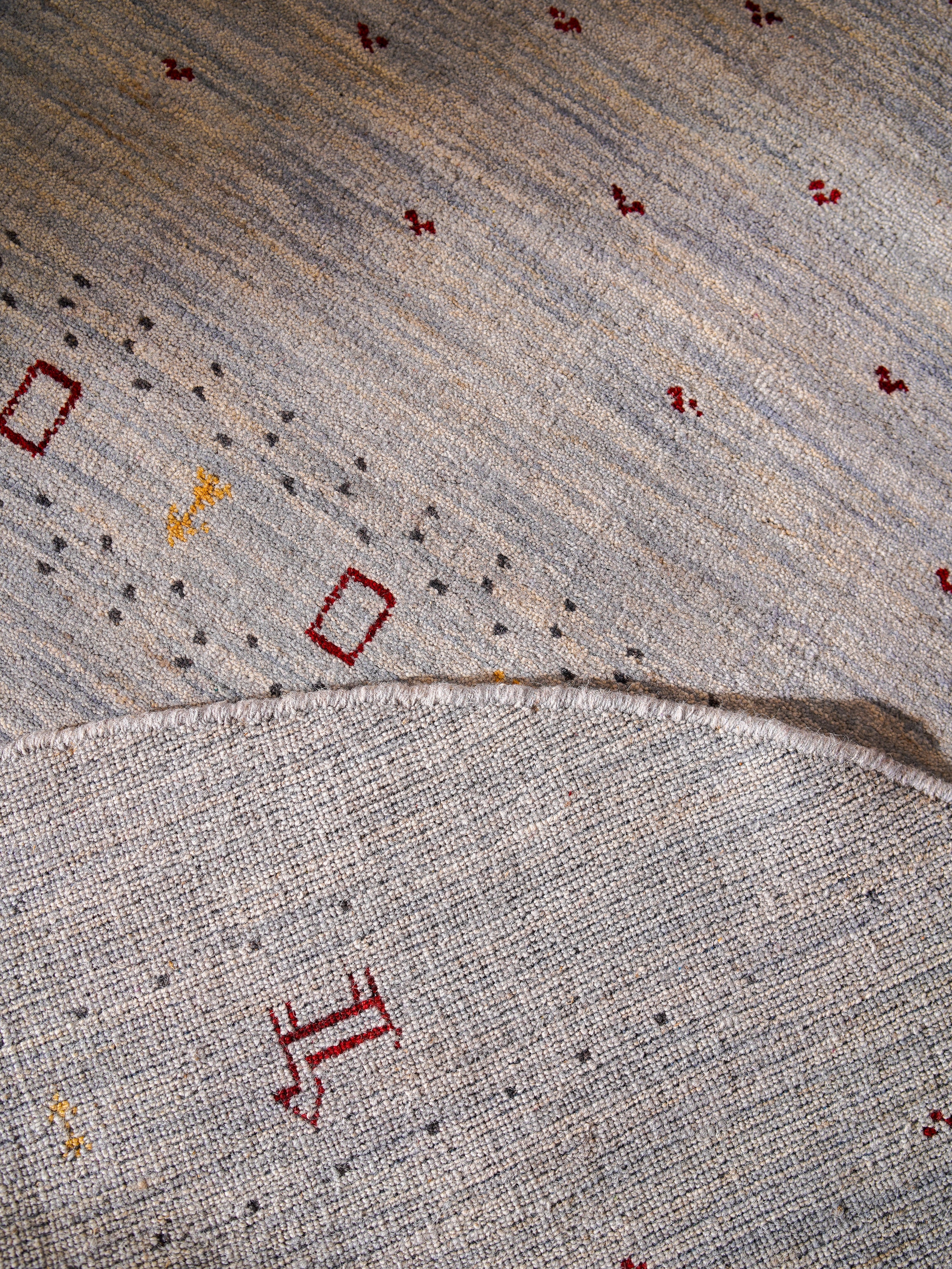 Kian Hand Knotted Wool Area Rug