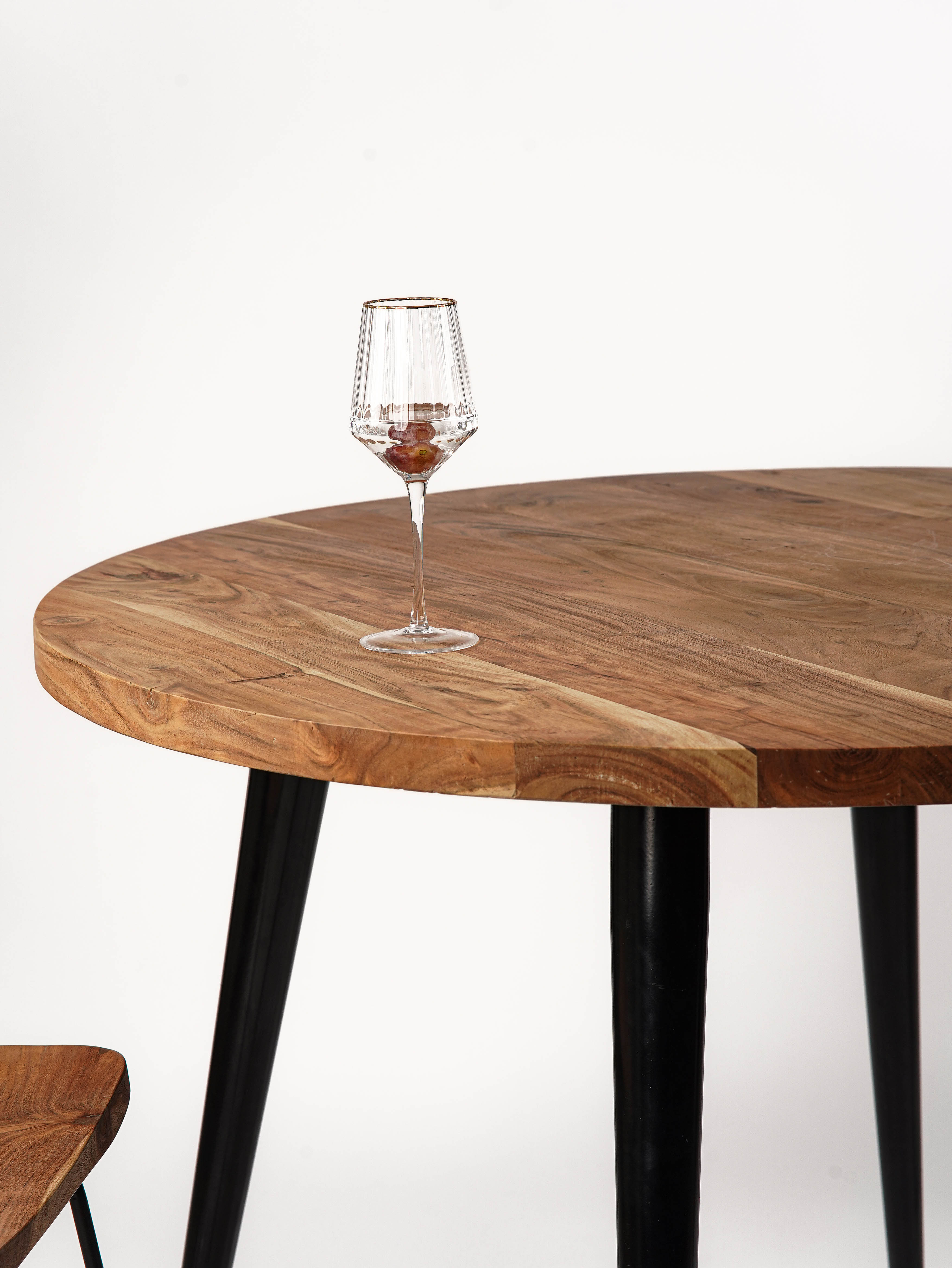 Magnolia Solid Wood Round Bar Table (42") - Natural