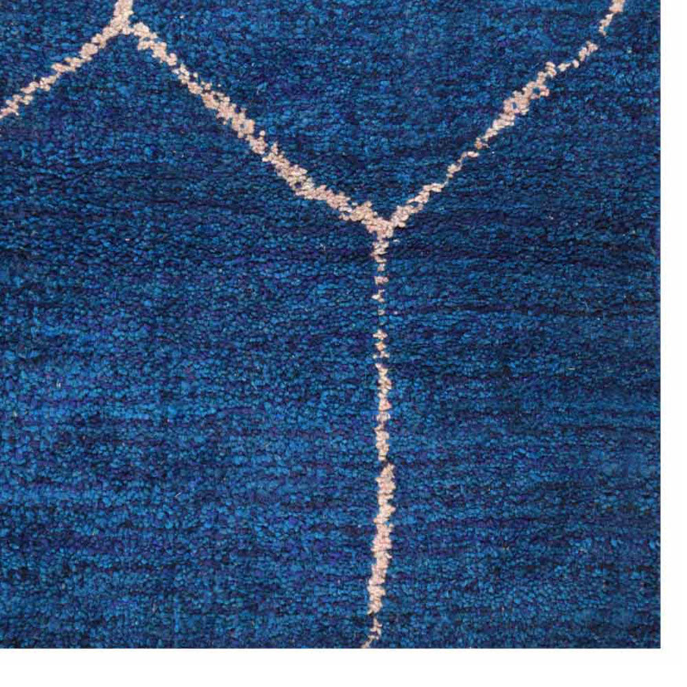 Vedika Hand Knotted Silk Blue Area Rug