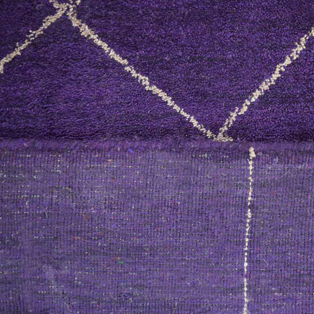 Vedika Hand Knotted Silk Blue Area Rug