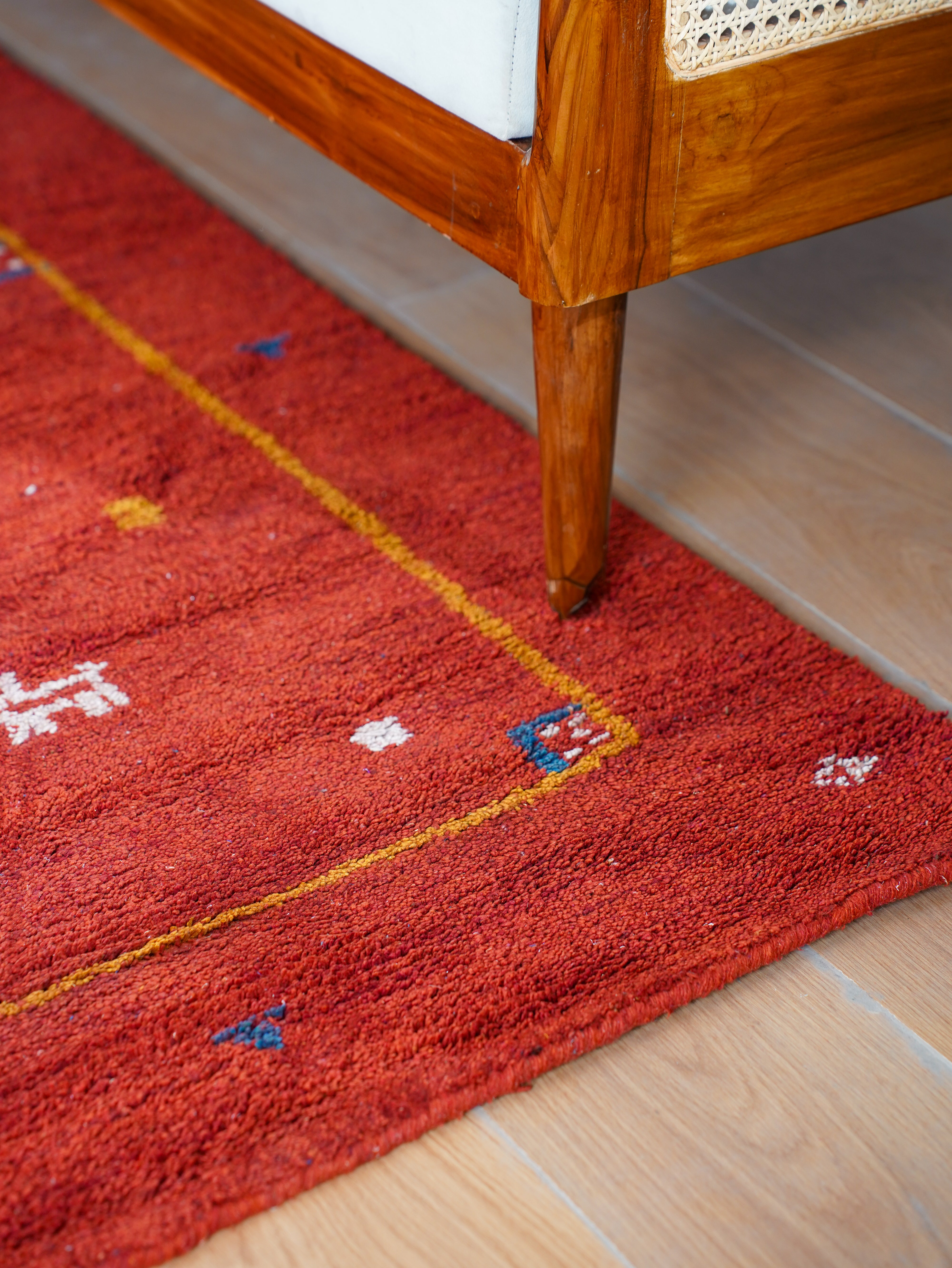 Glen Hand Knotted Loom Silk Mix Area Rug