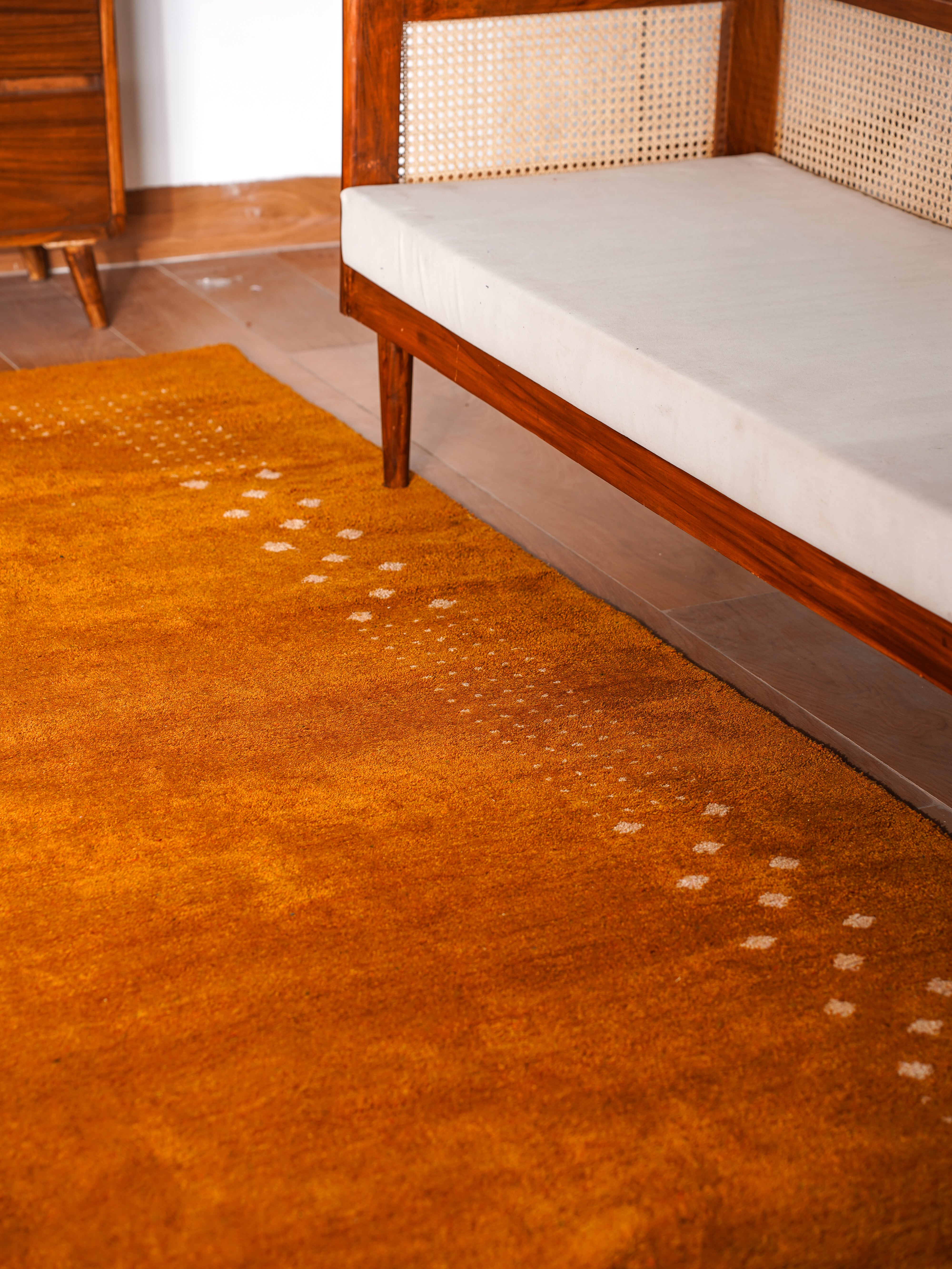 Usher Hand Knotted Silk & Wool Rug