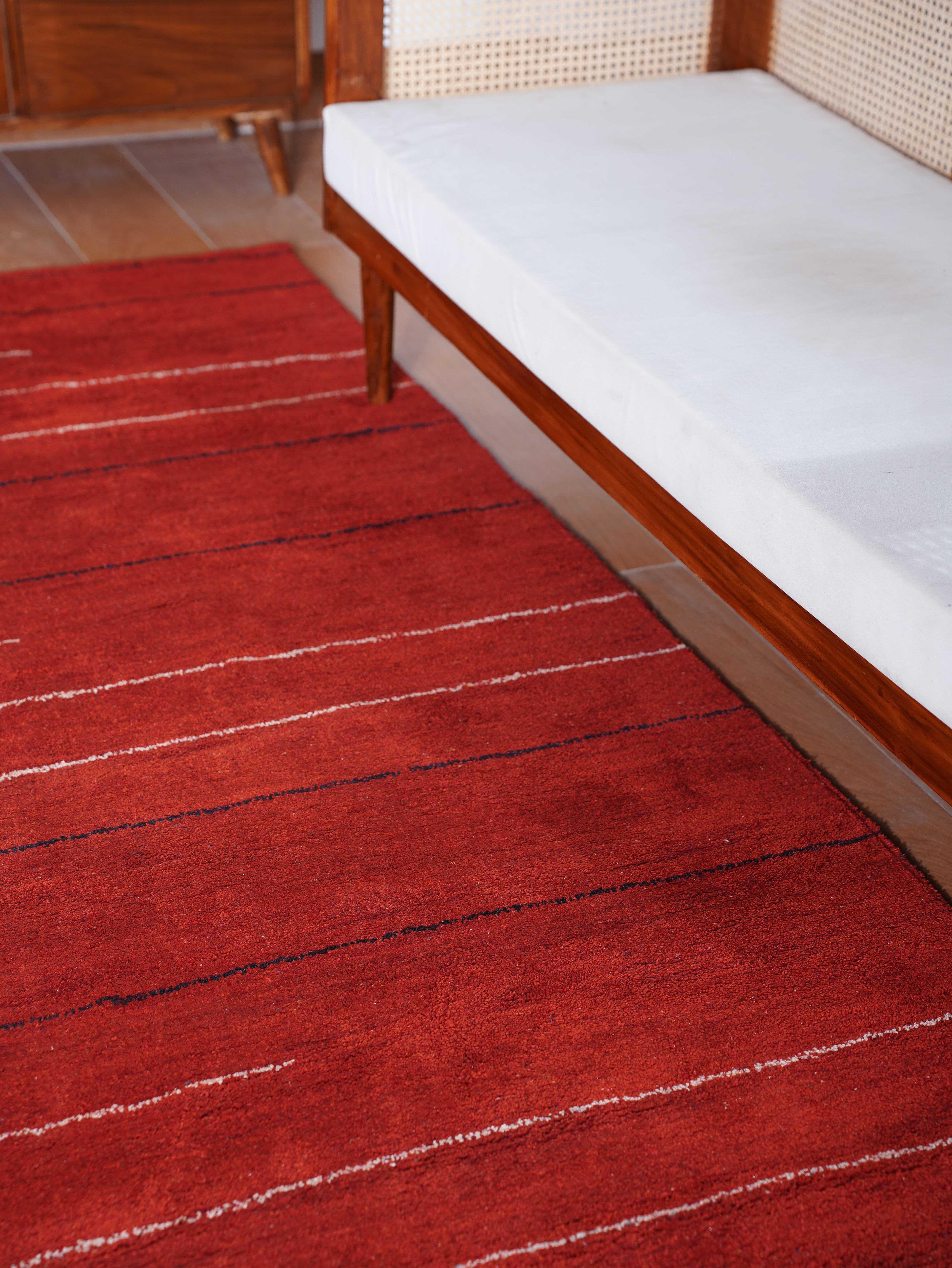 Fable Hand Knotted Silk & Wool Rug