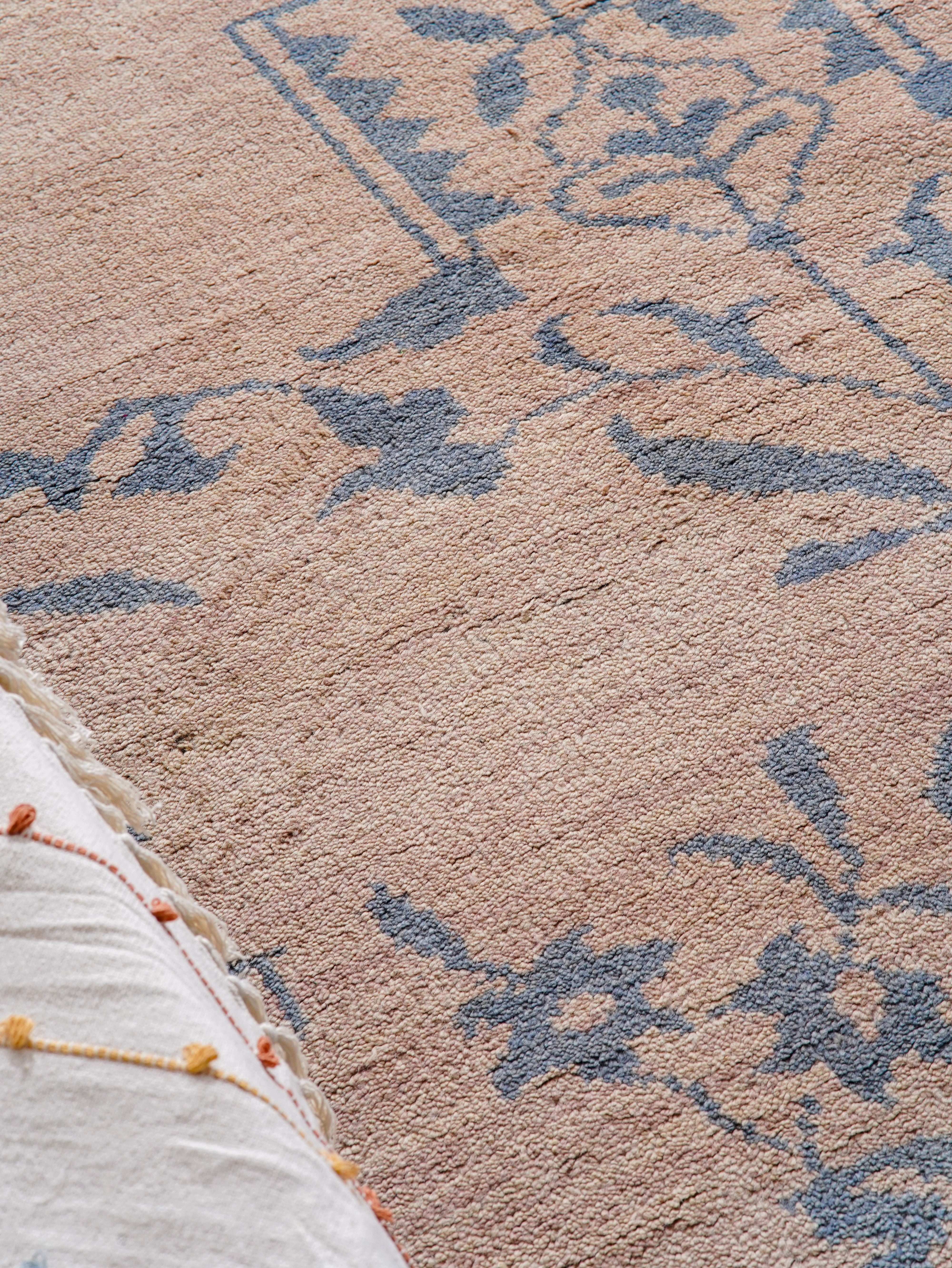Bleu Hand Knotted Wool Rug