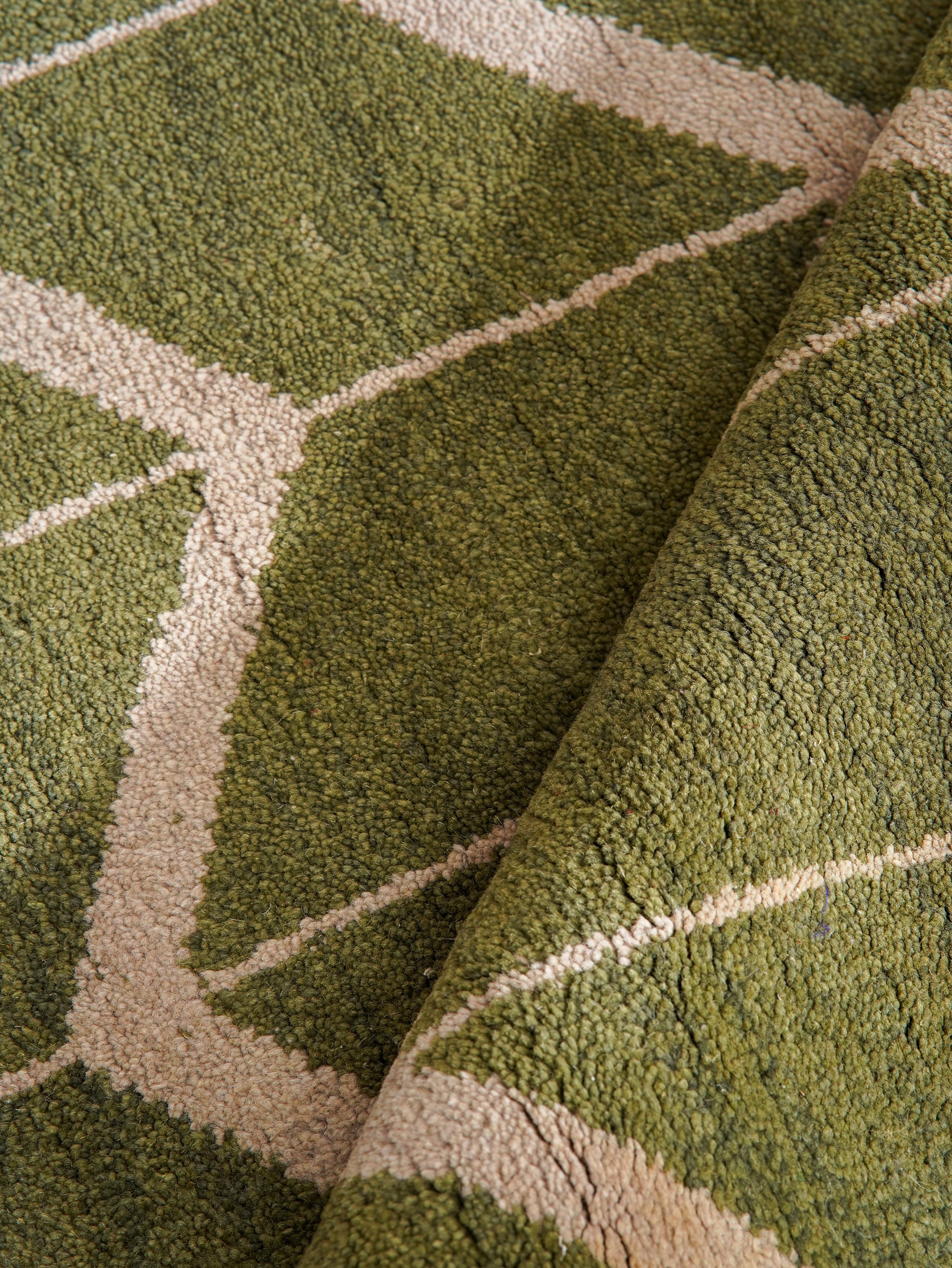 Chevron Hand Knotted Wool Area Rug