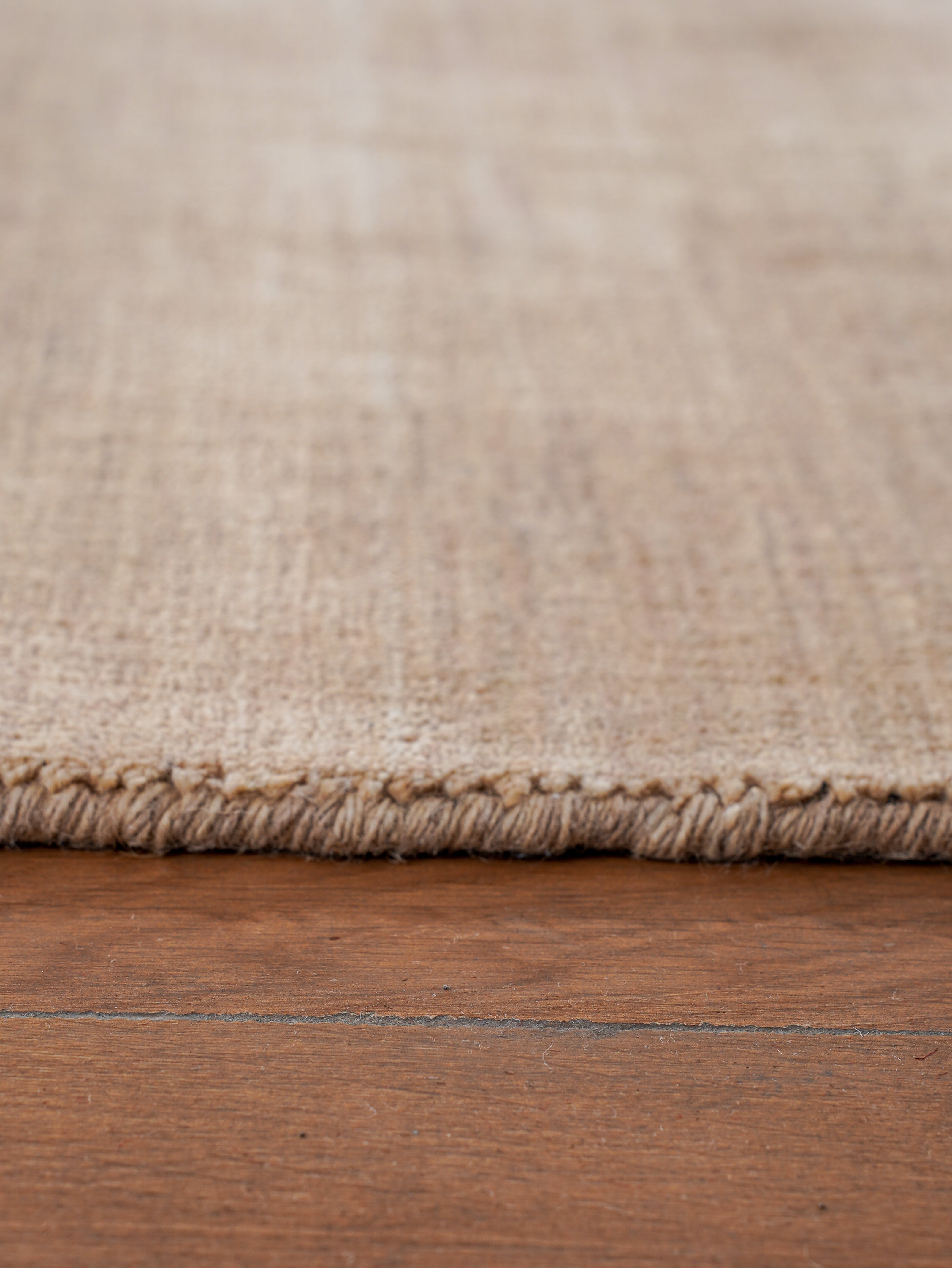 Luxury Hand-Knotted Solid Area Rug – Timeless Modern Design