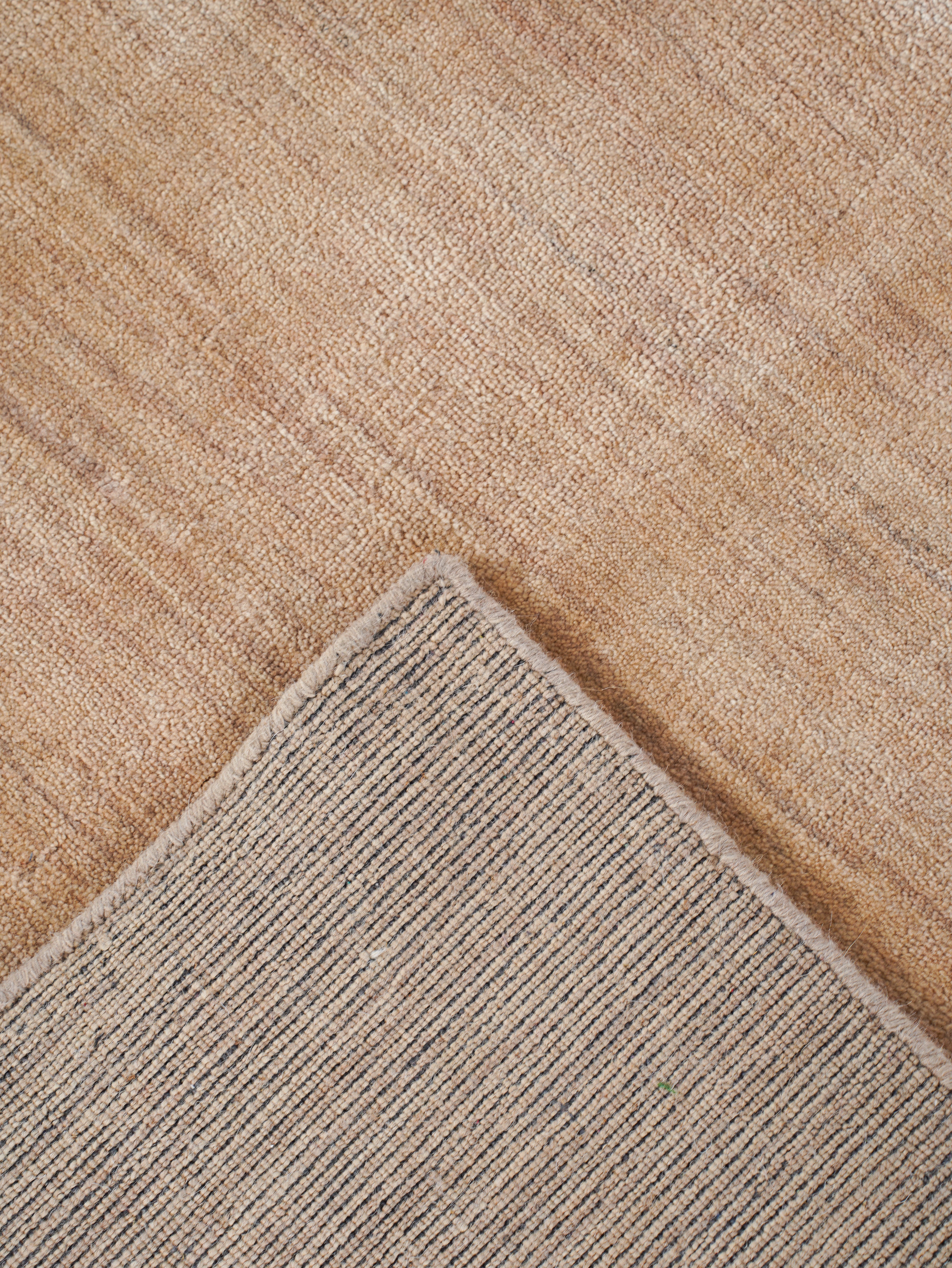 Luxury Hand-Knotted Solid Area Rug – Timeless Modern Design