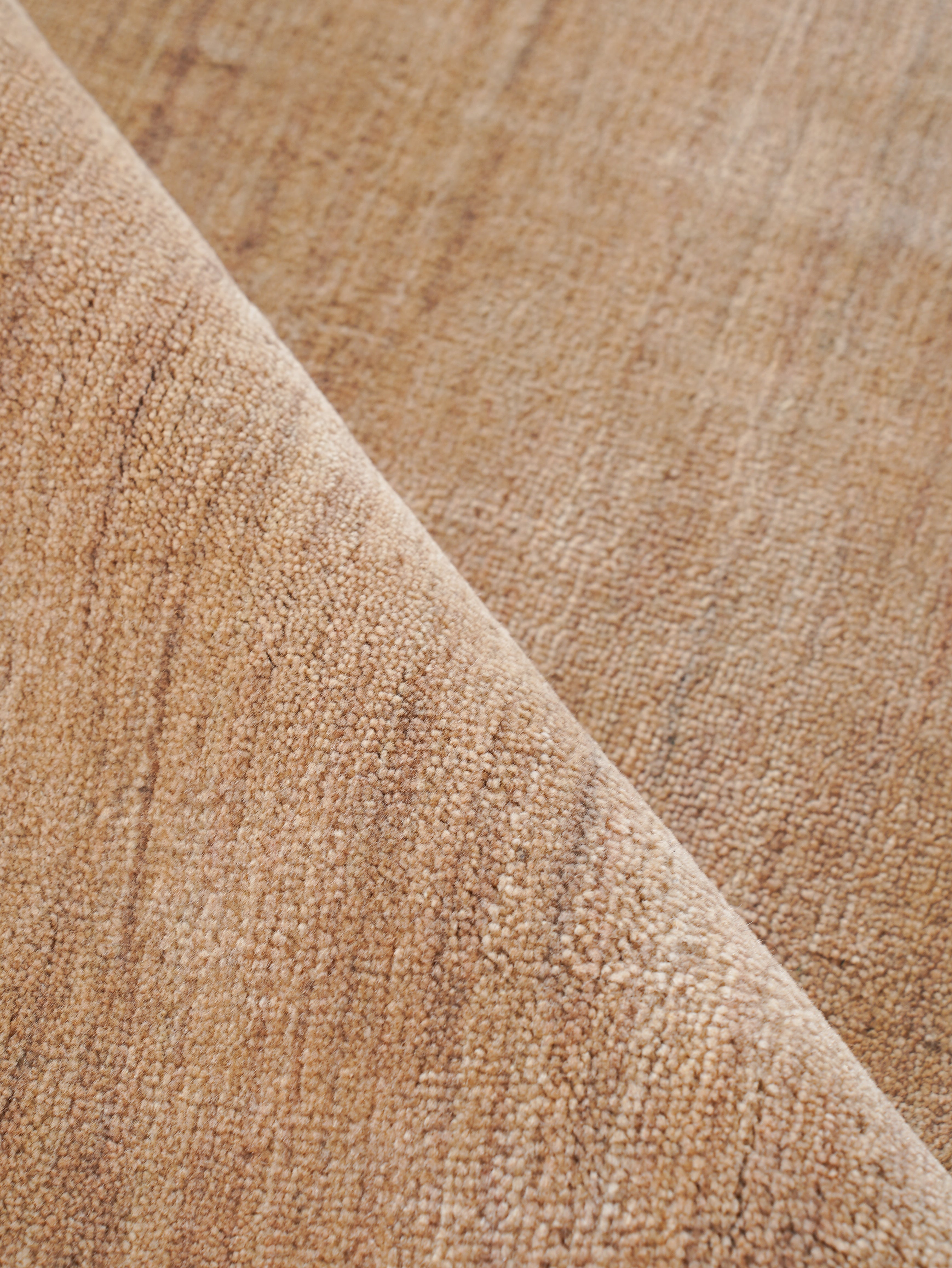 Luxury Hand-Knotted Solid Area Rug – Timeless Modern Design