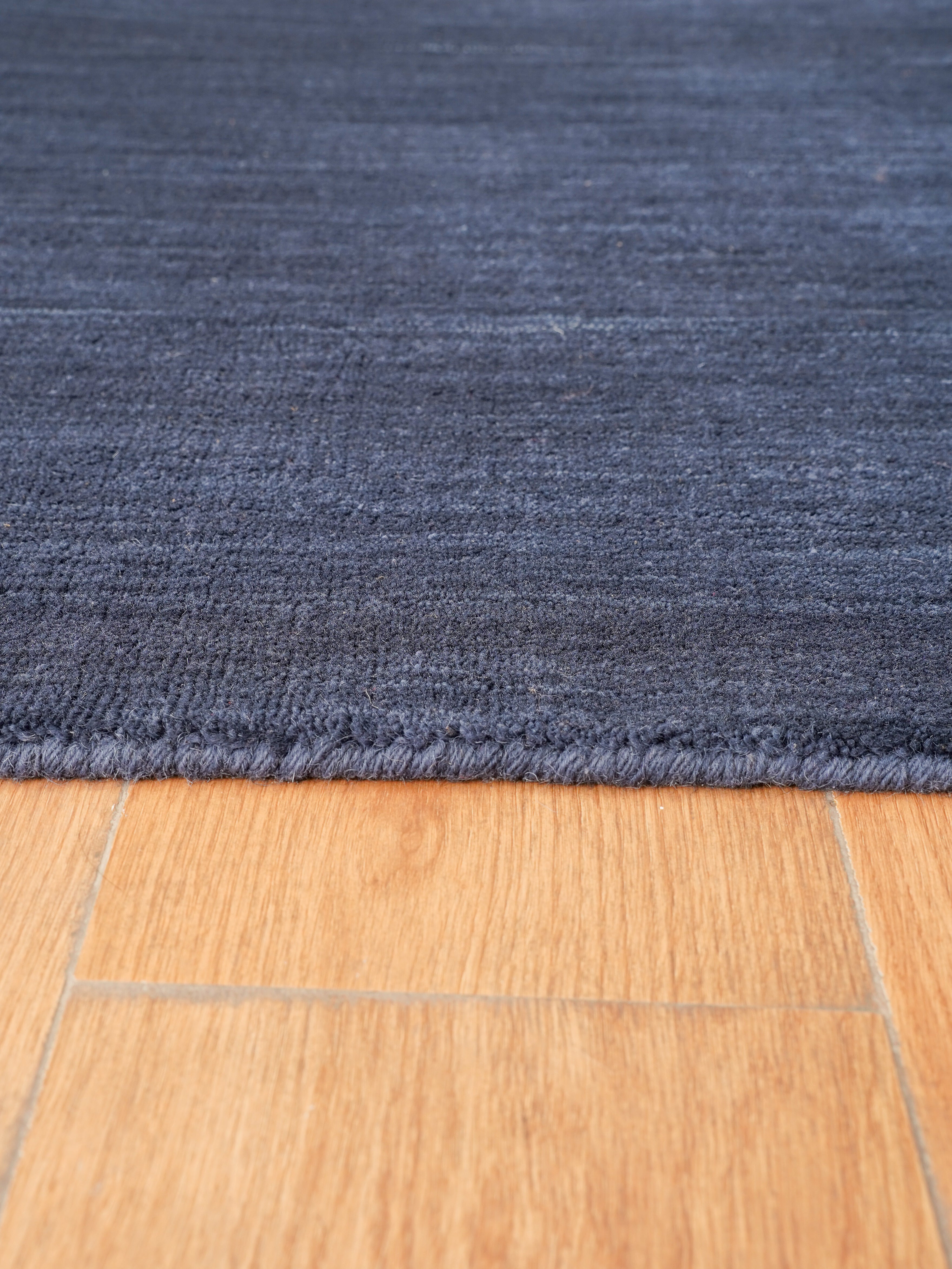Luxury Hand-Knotted Solid Area Rug – Timeless Modern Design