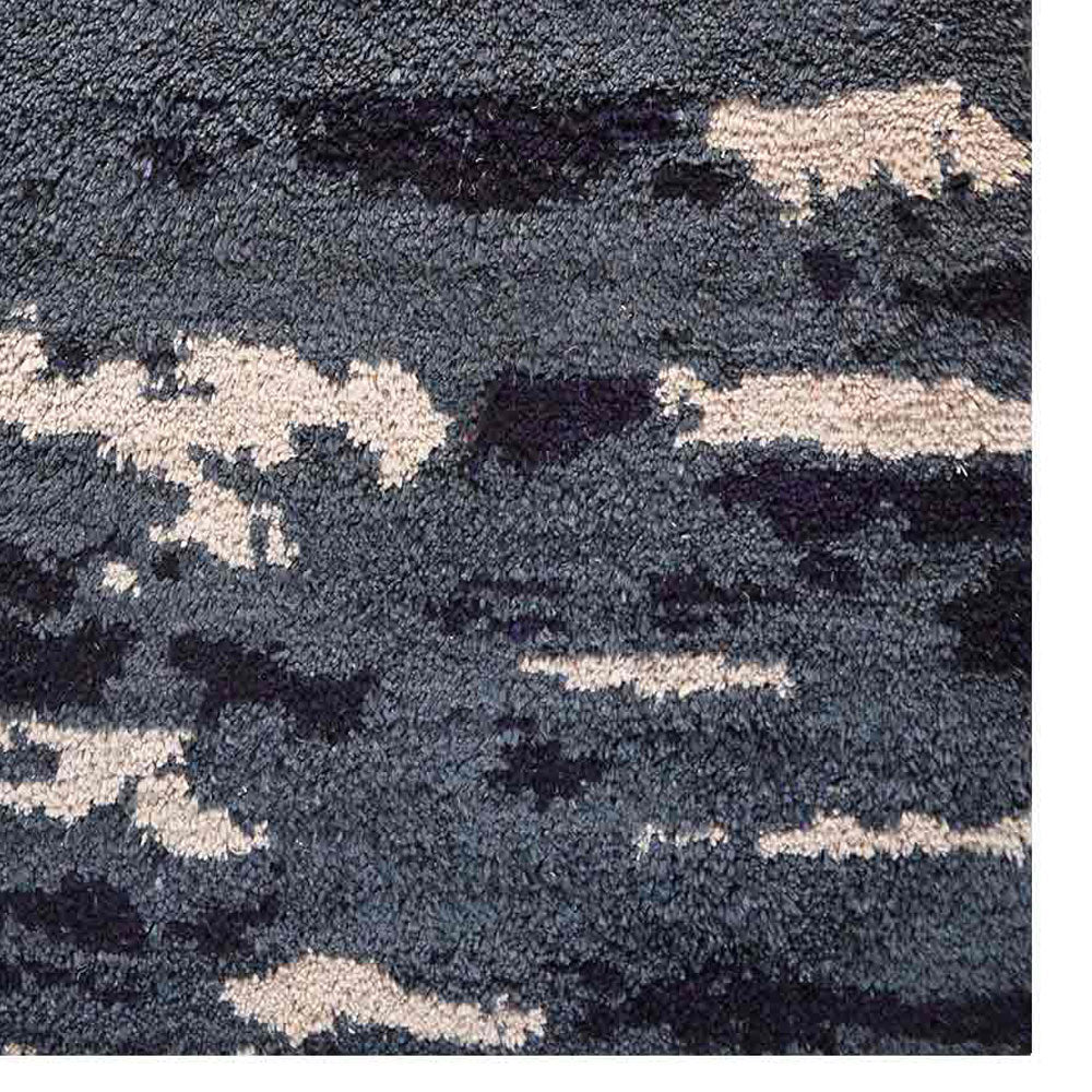 Chicago Hand Knotted Area Rug