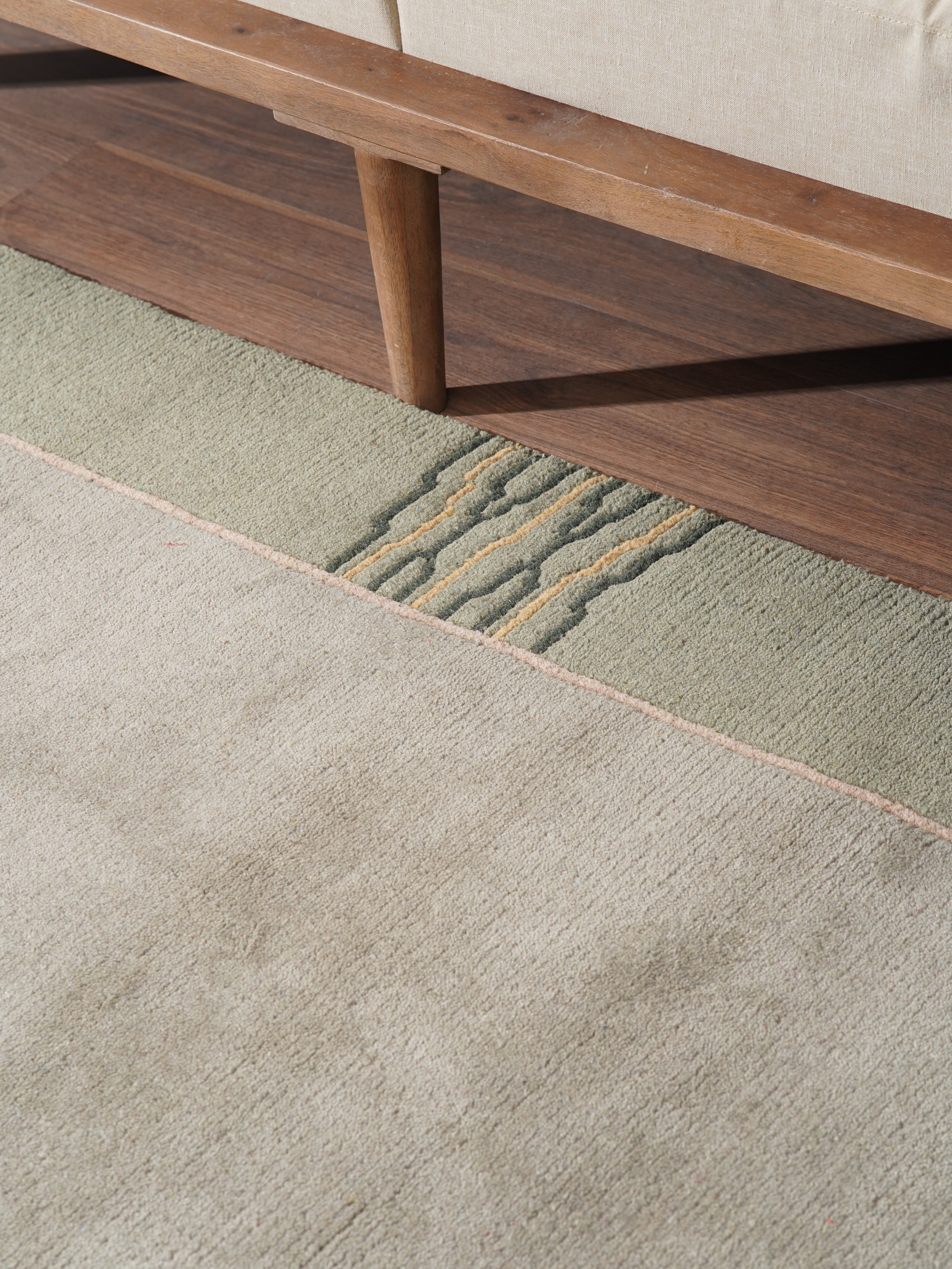 Iris Hand Knotted Tibbati Wool Rug