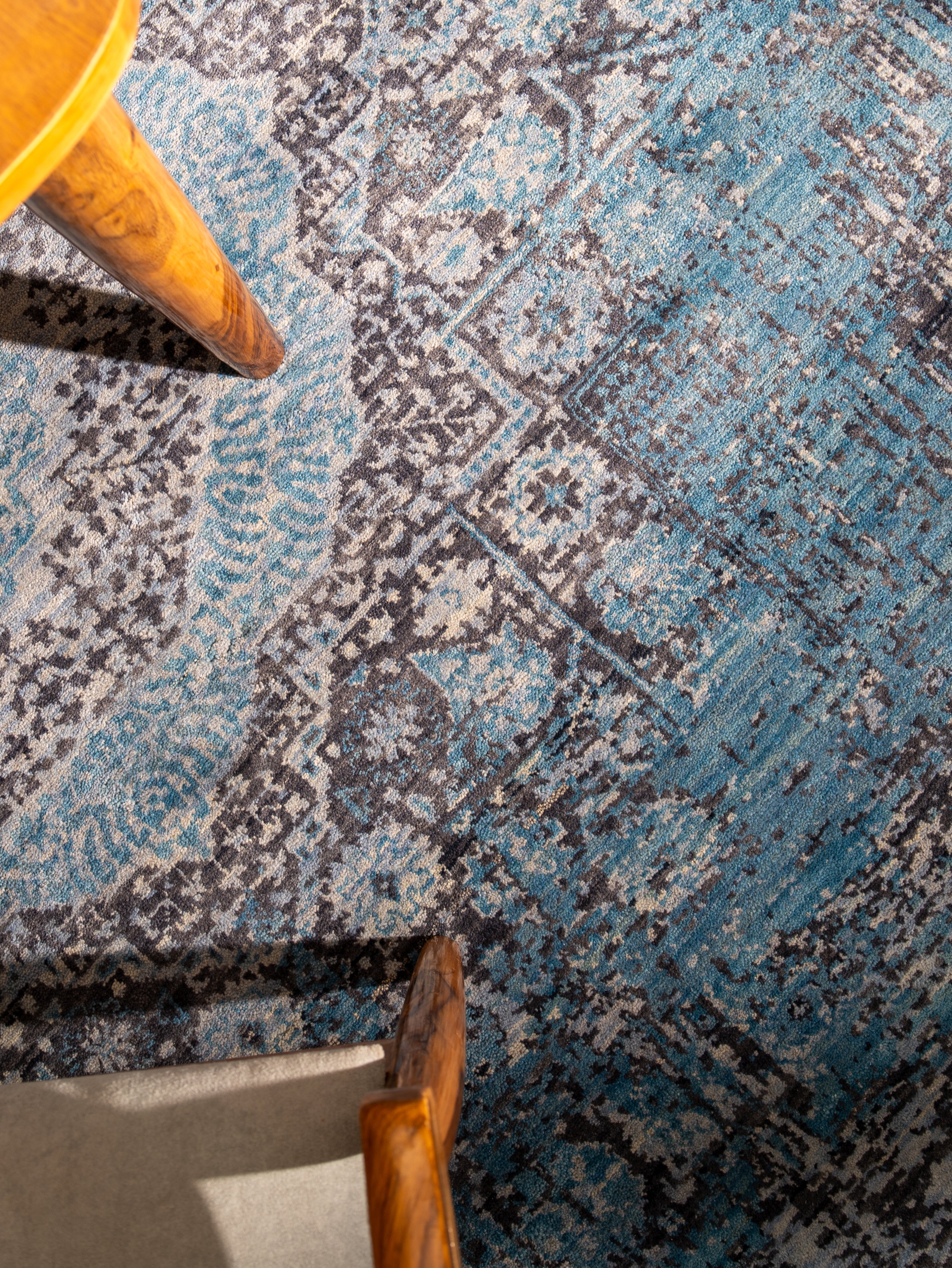 Blue Reverie Hand Knotted Wool Oriental Area Rug