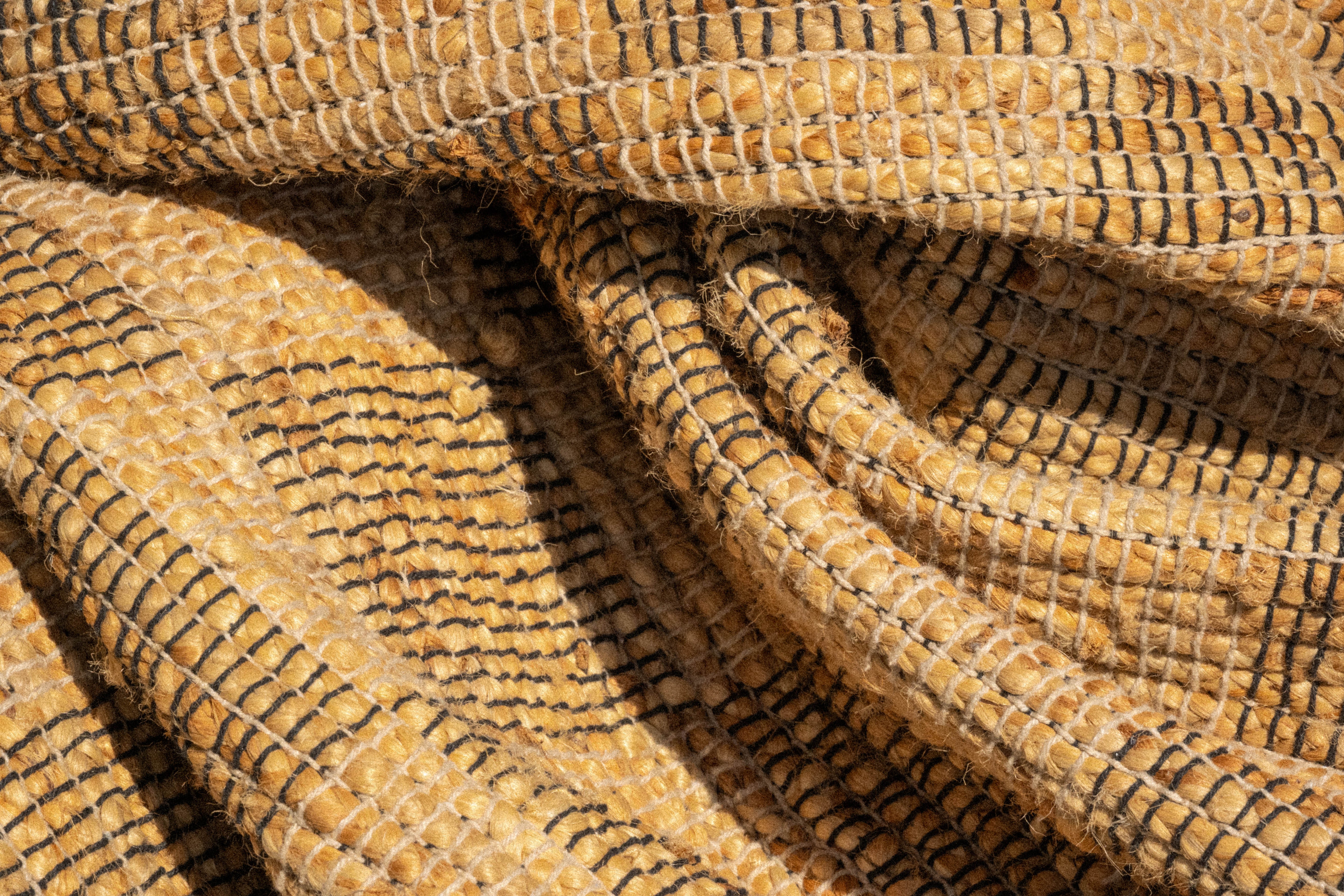 Gridlock Hand Woven Washable Jute Rug