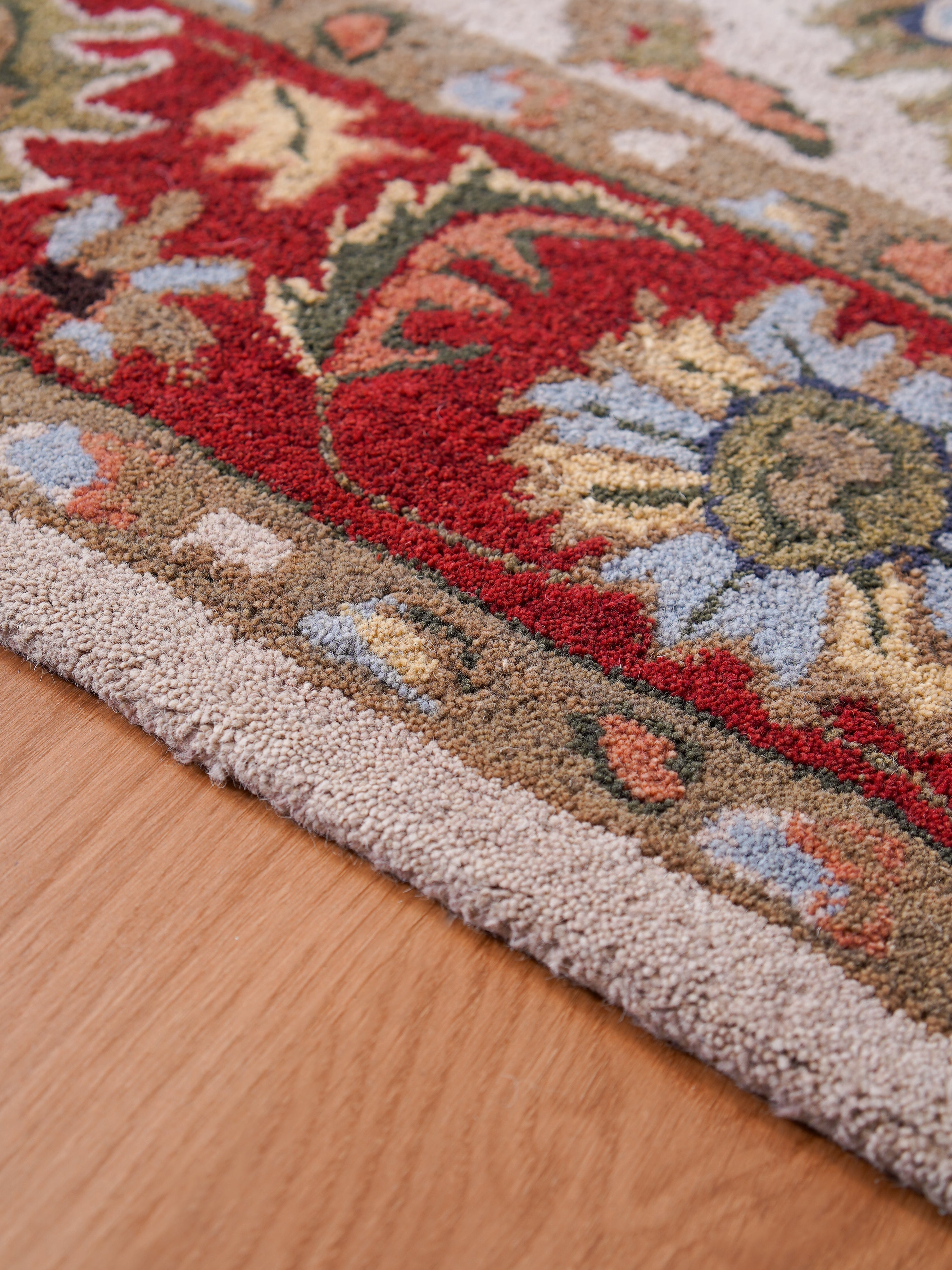 Rajata Hand Tufted Oriental Rug