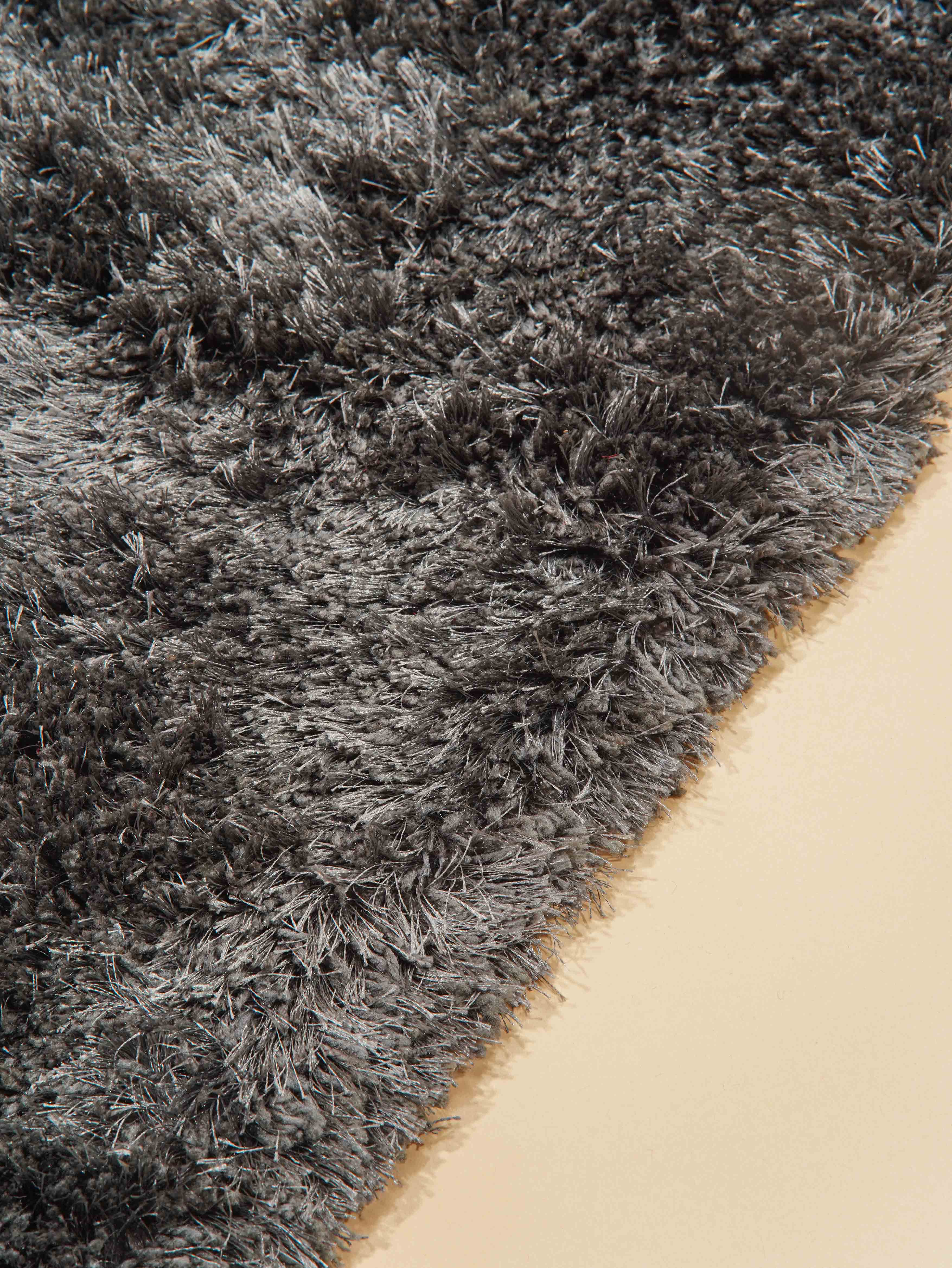 Aura Hand Tufted Shag Rug