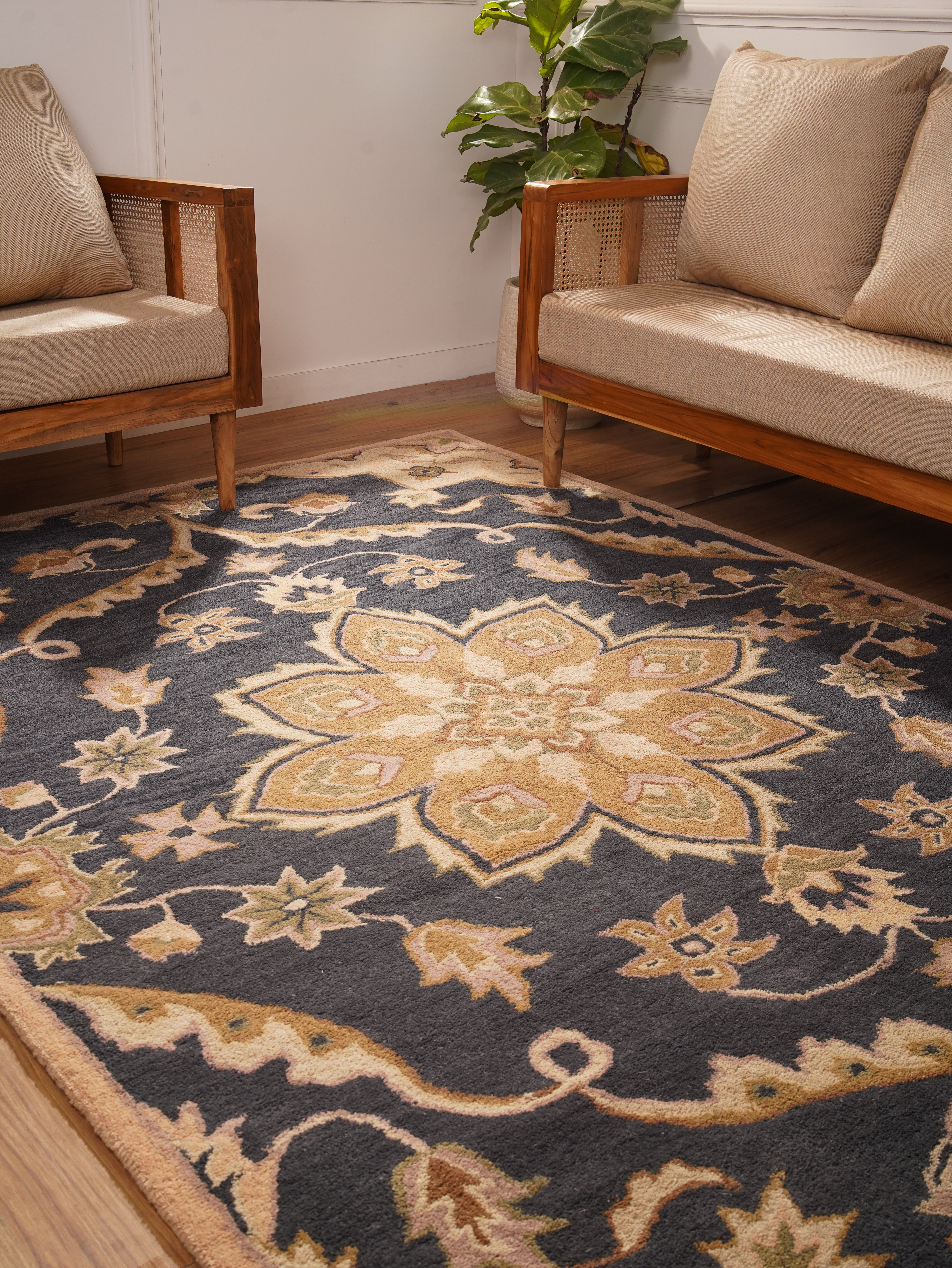 Aavira Hand Tufted Oriental Area Rug