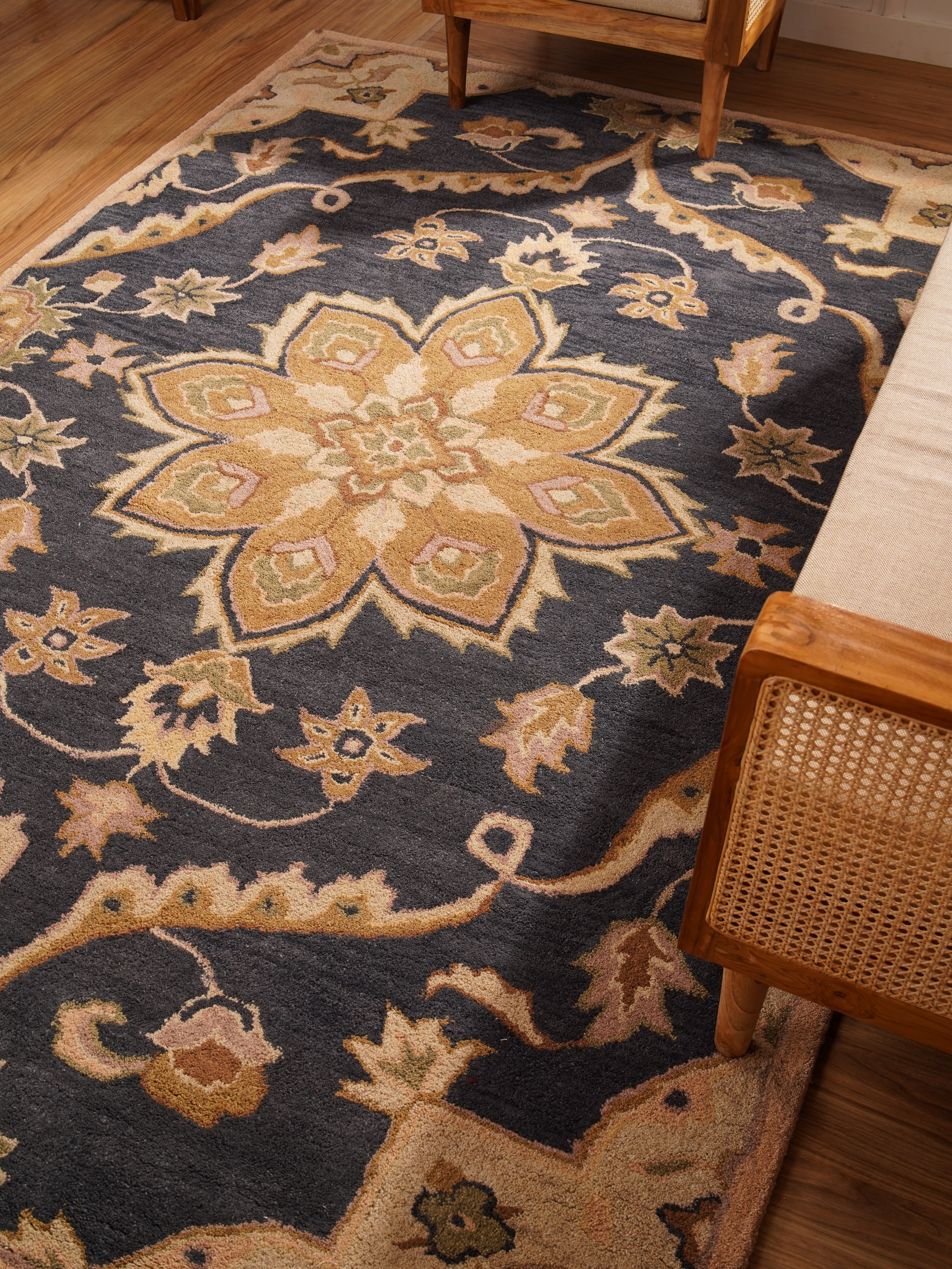 Aavira Hand Tufted Oriental Area Rug