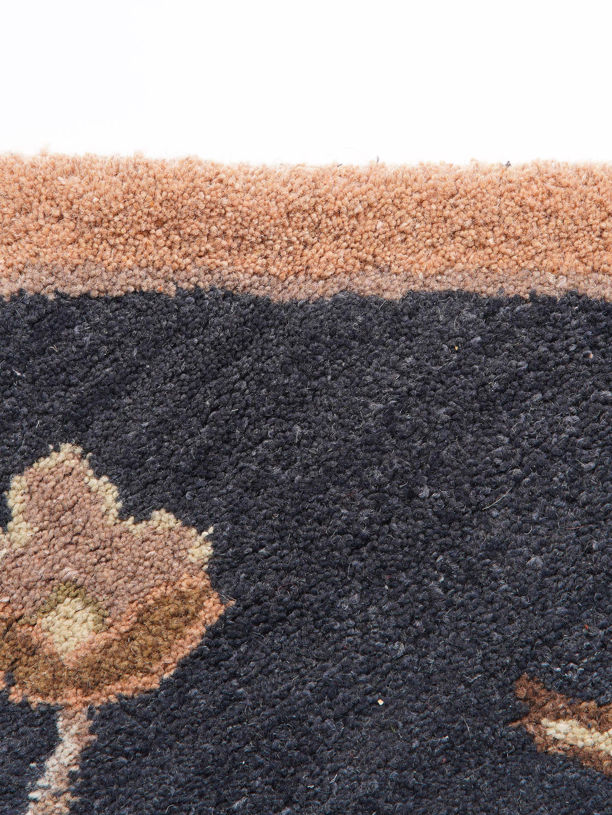 Aavira Hand Tufted Oriental Area Rug