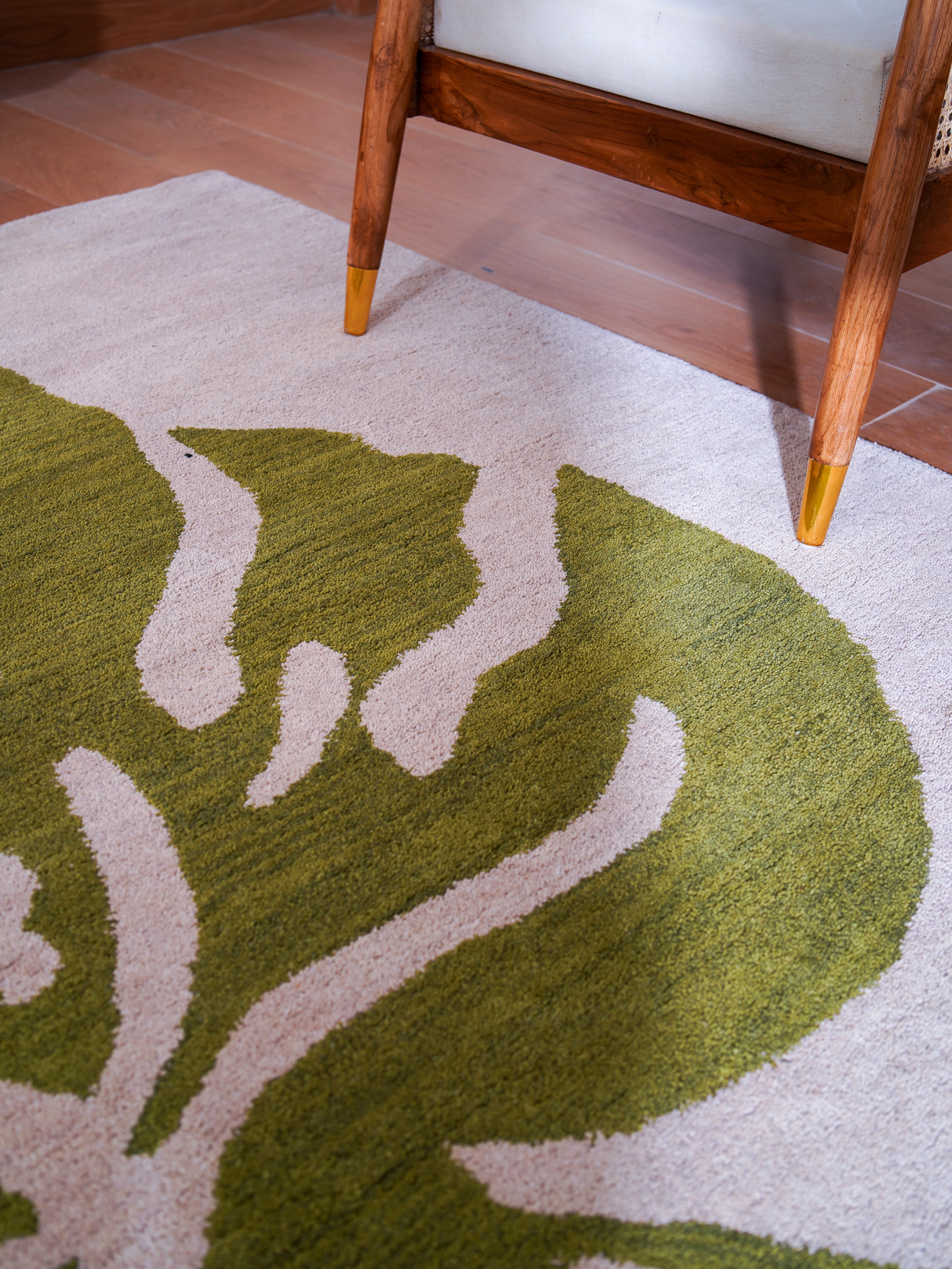 Sarin Hand Tufted Wool Area Rug