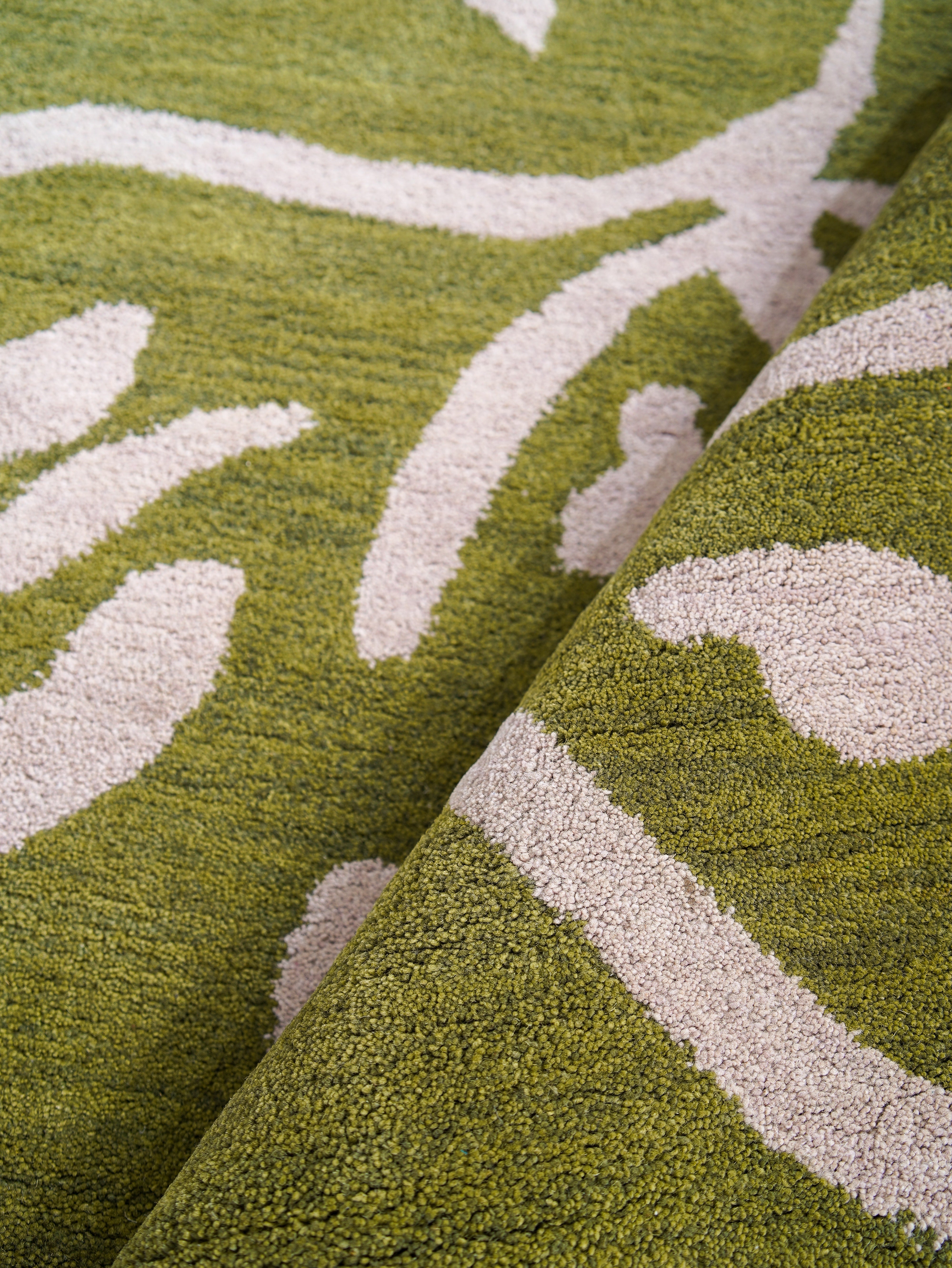 Sarin Hand Tufted Wool Area Rug