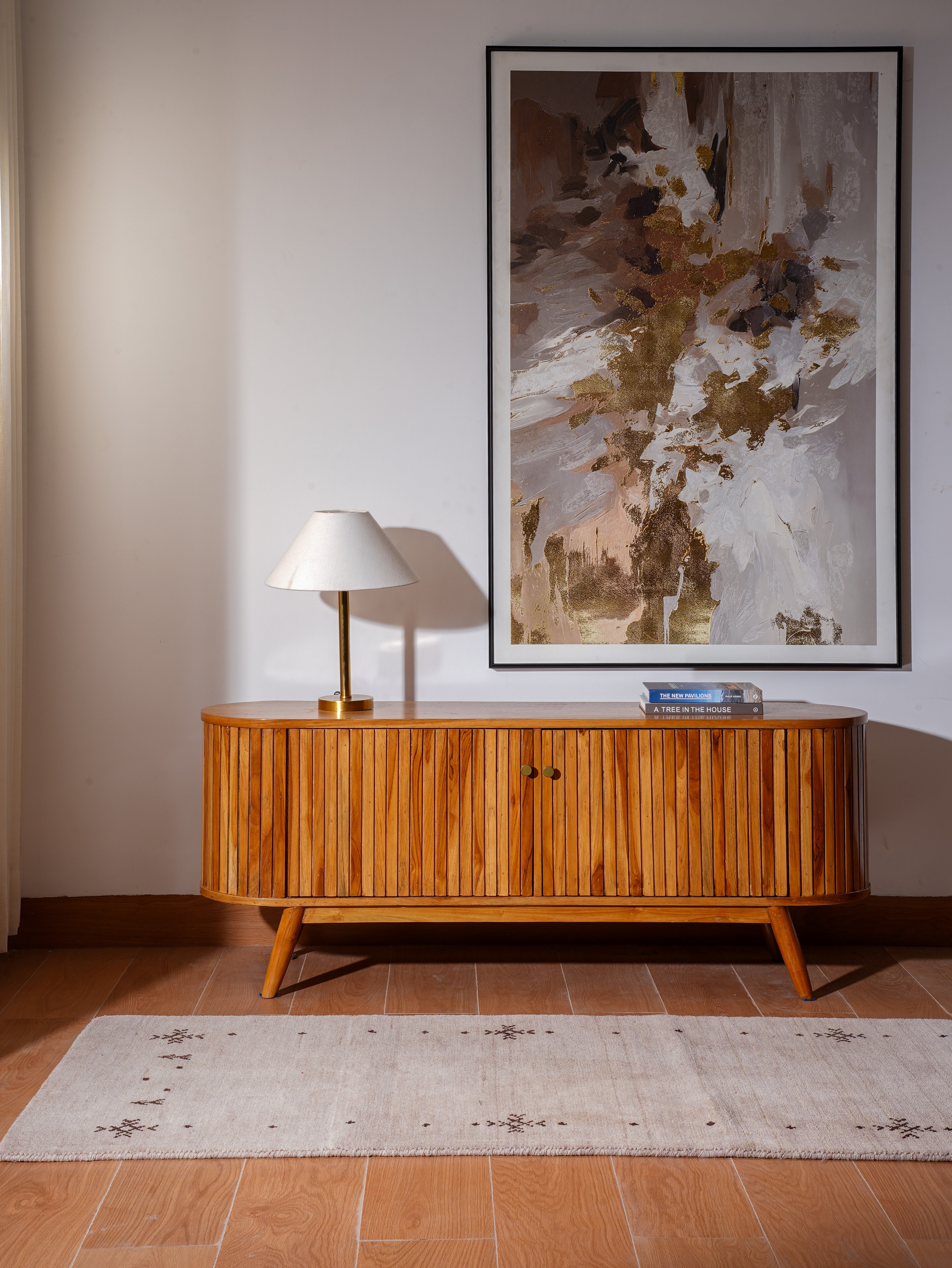 Eila Hand Knotted Wool Area Rug