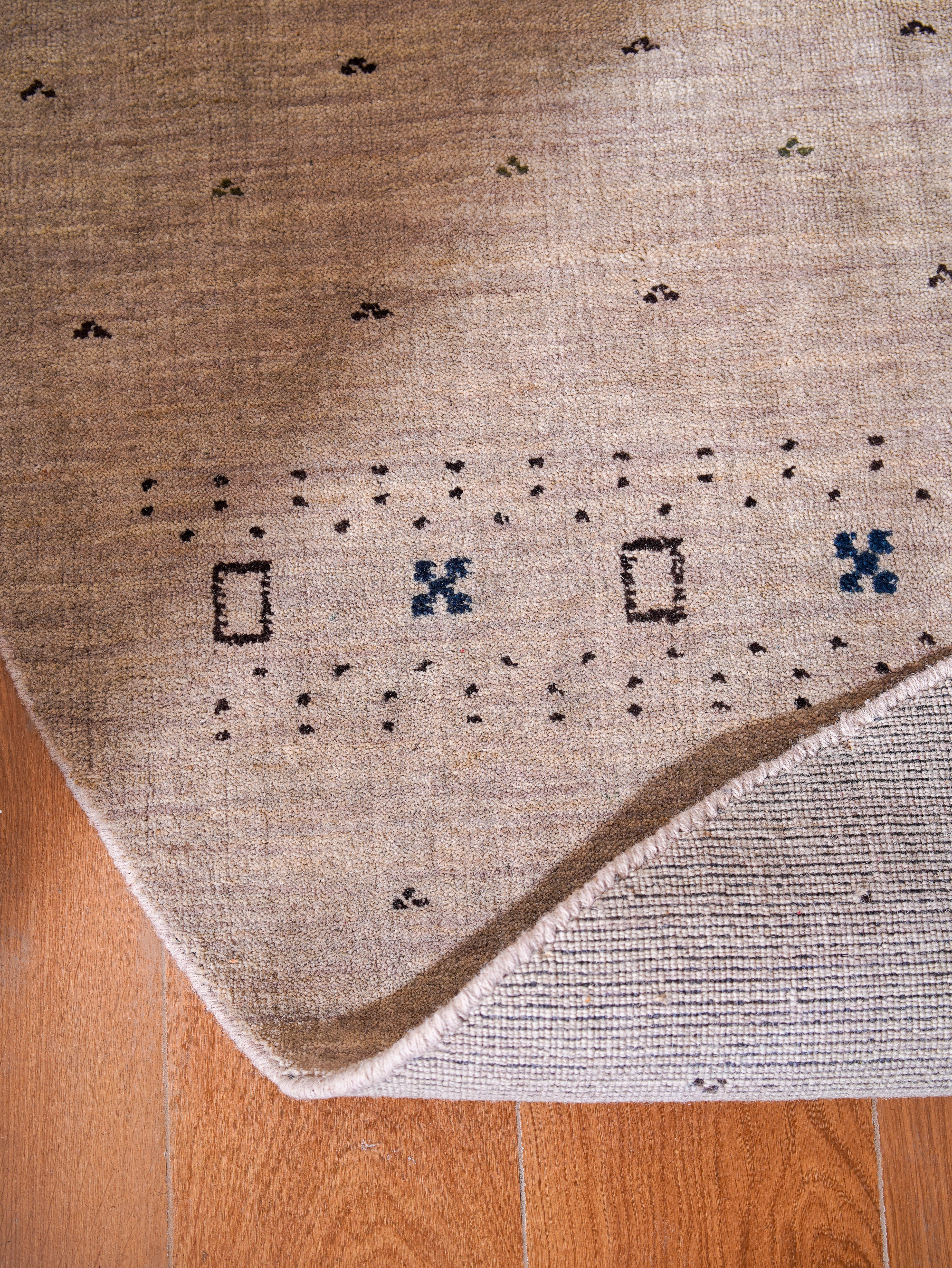 Kian Hand Knotted Wool Area Rug