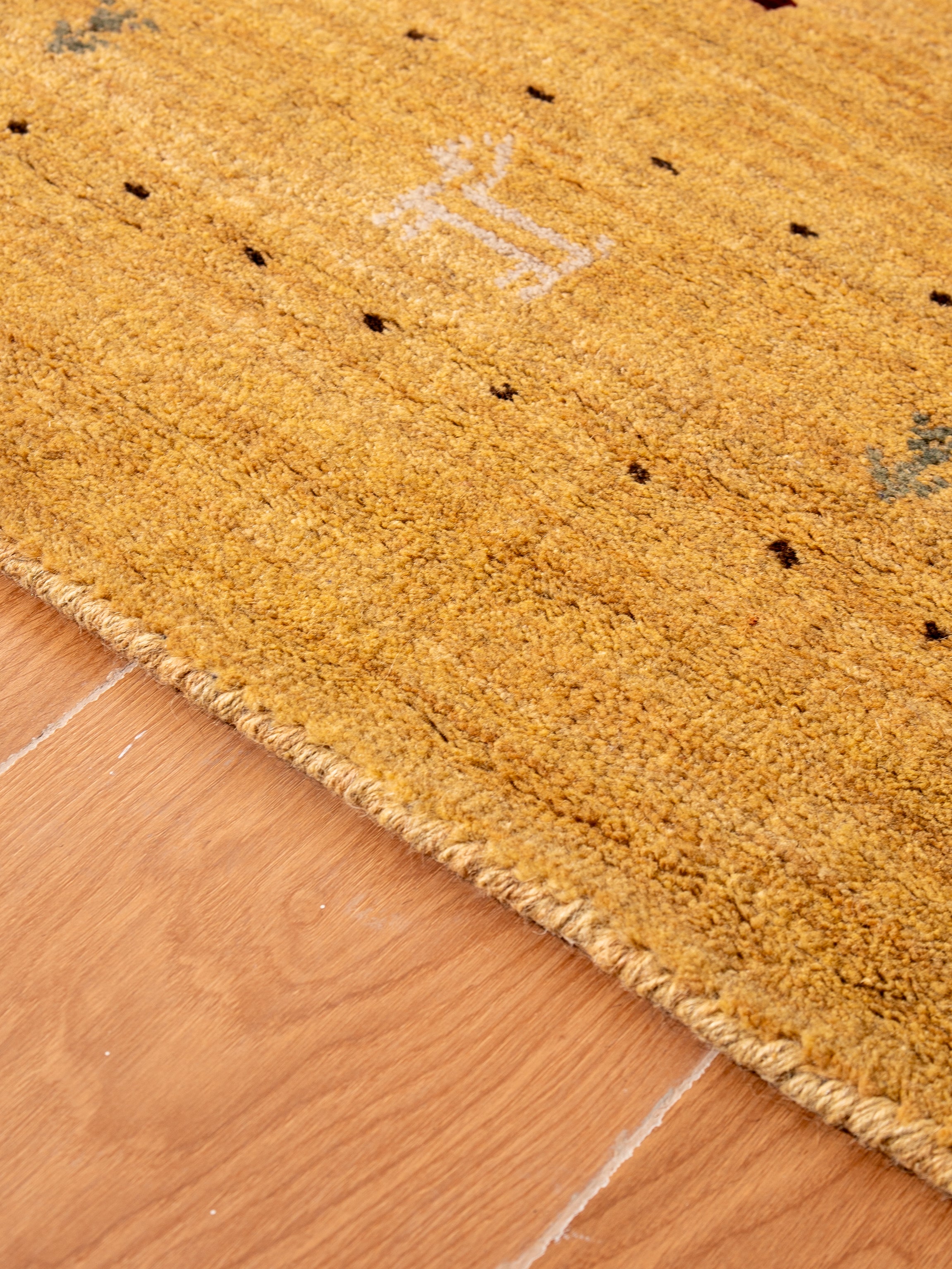 Kian Hand Knotted Wool Area Rug