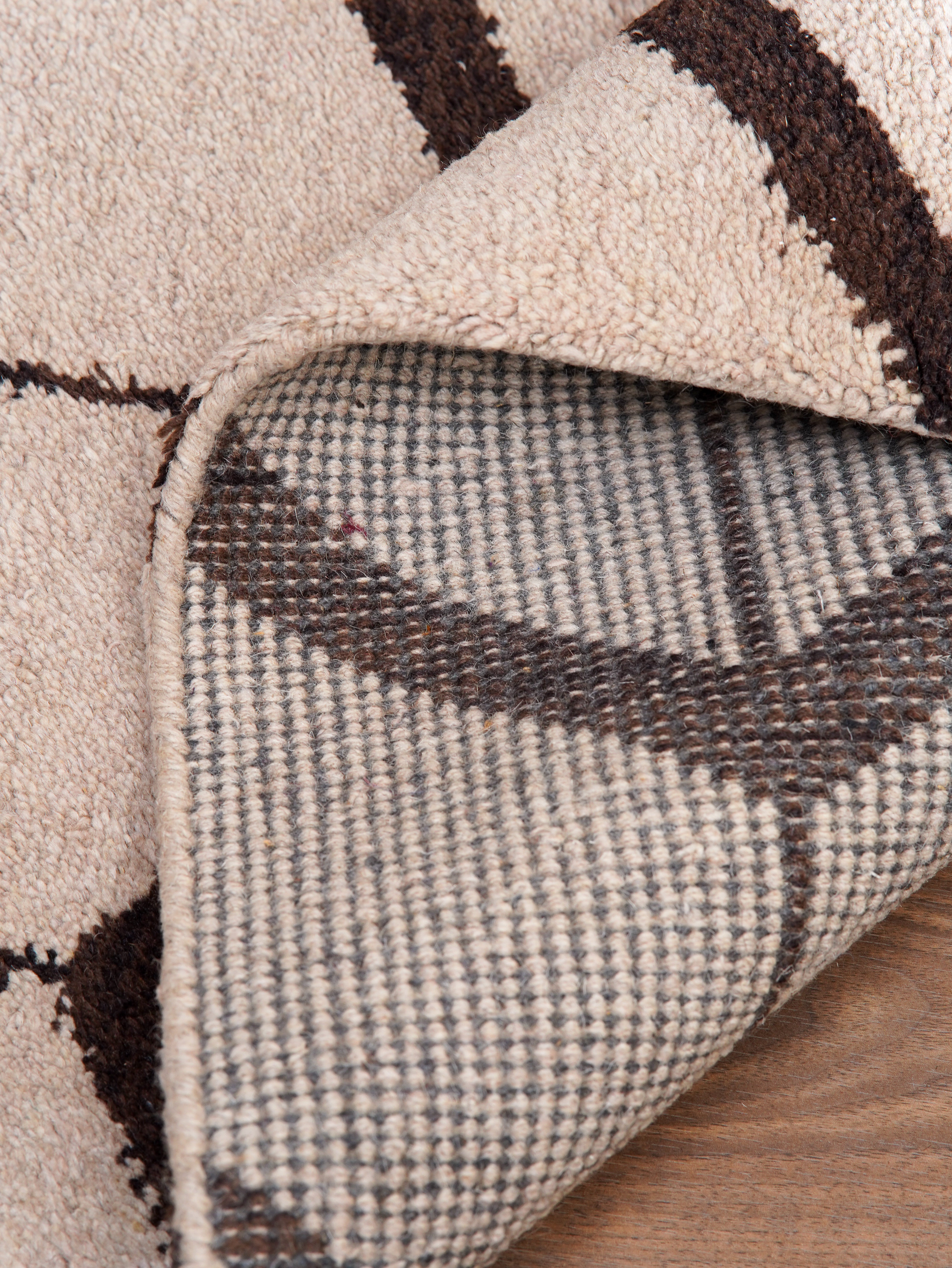 Chevron Hand Knotted Wool Area Rug